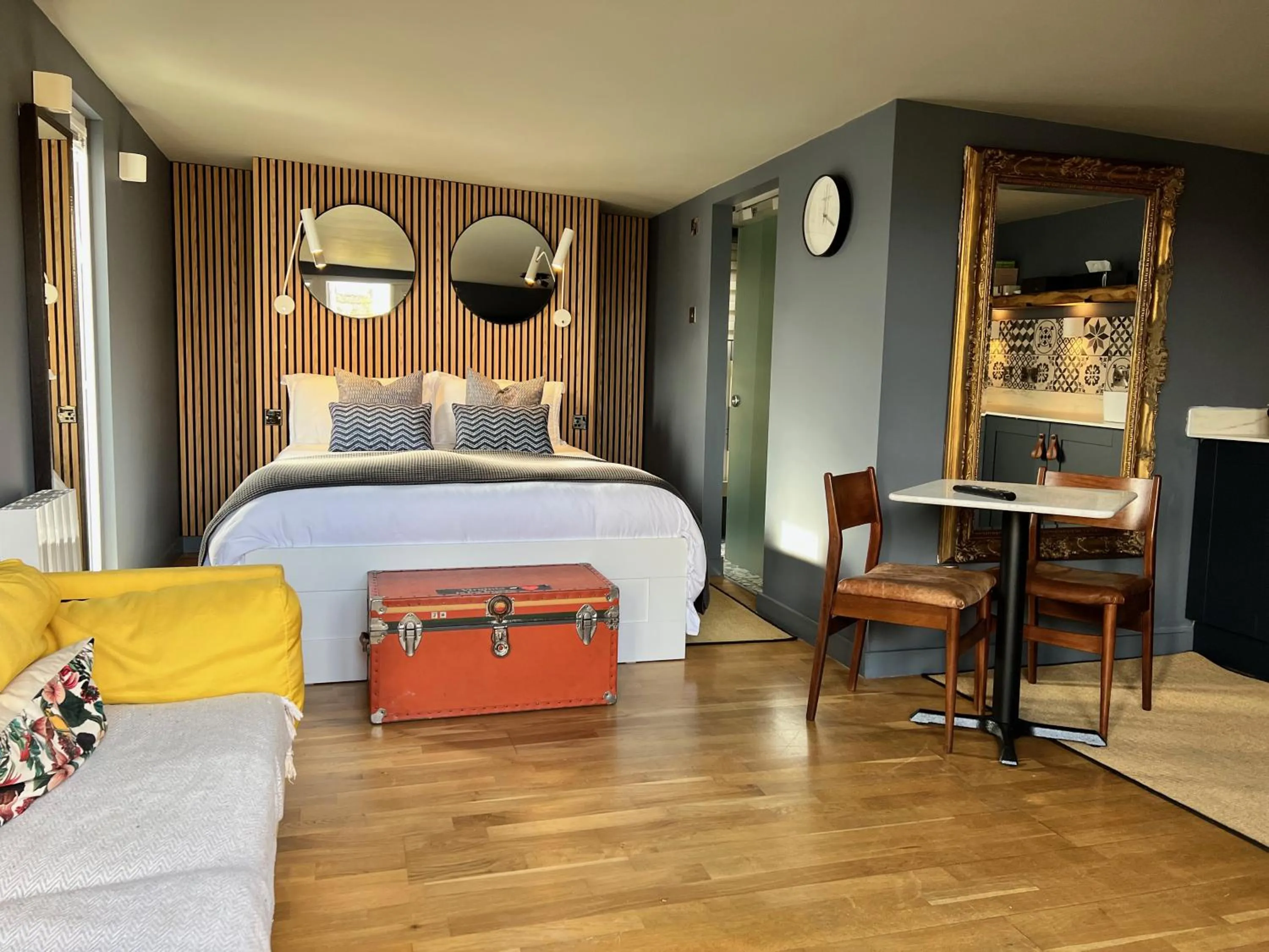 Bed in Rockmount Rooms & Apartment