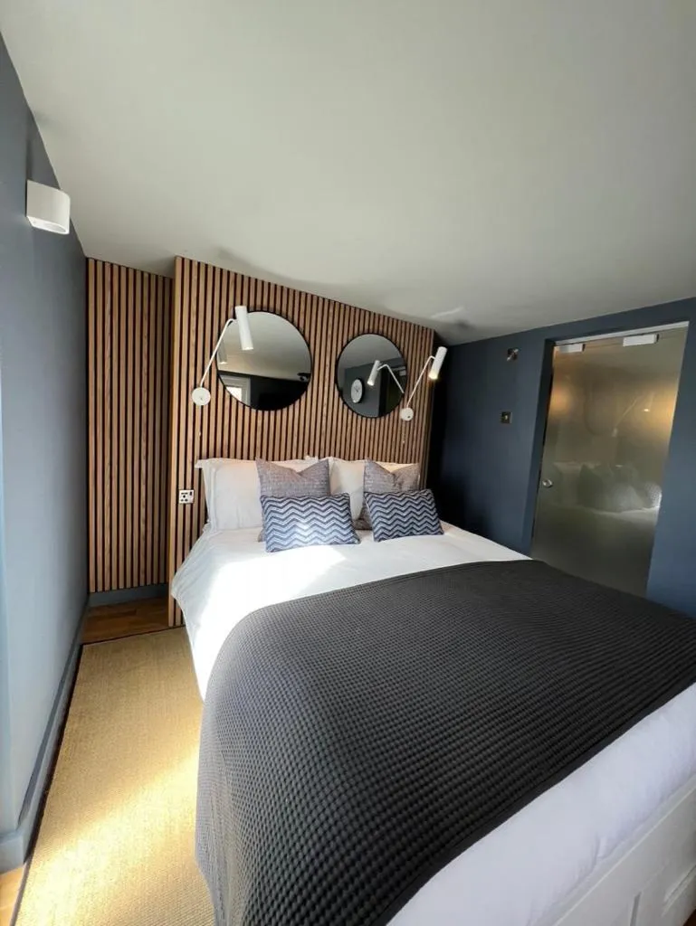 Bed in Rockmount Rooms & Apartment