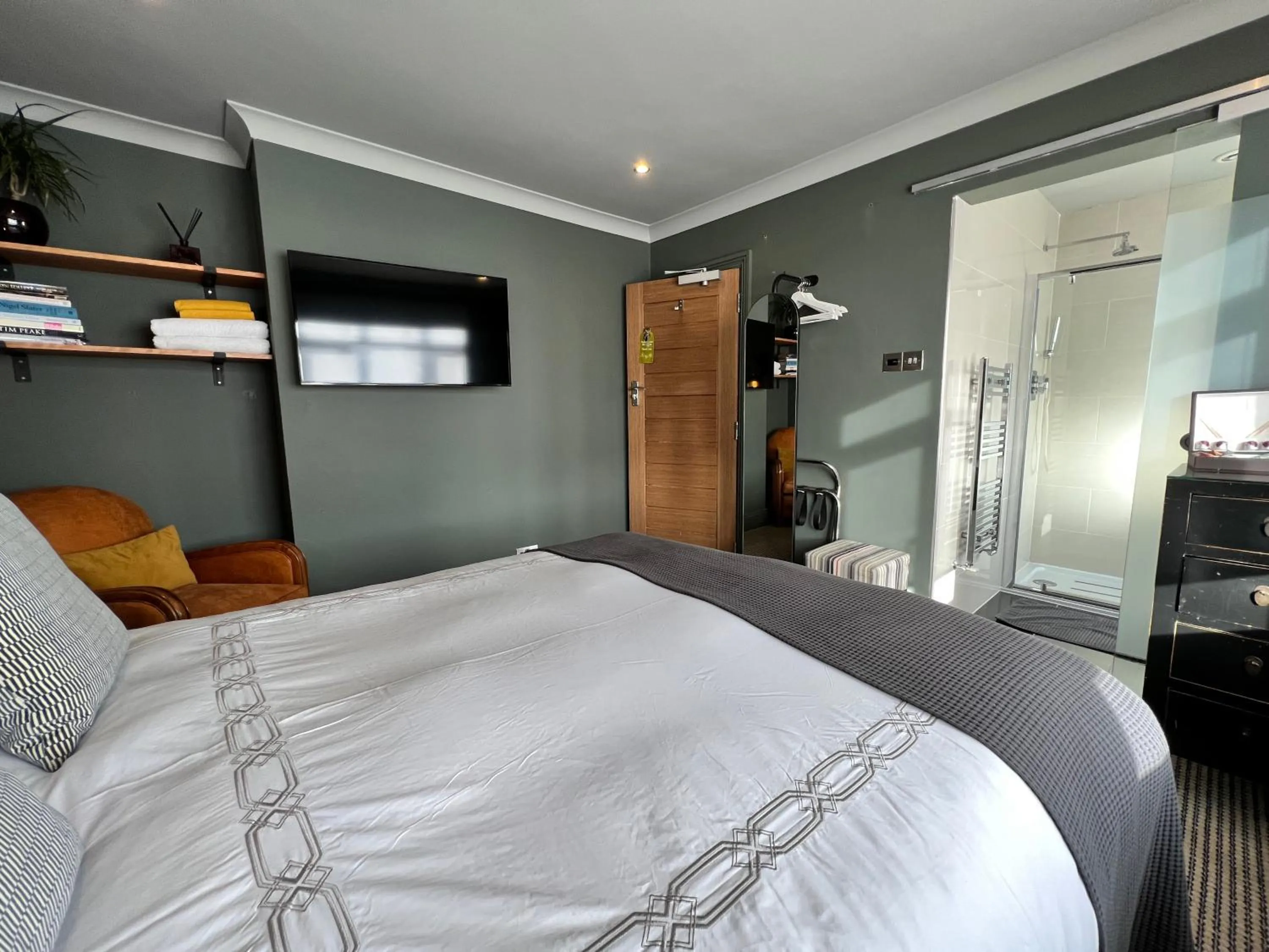 Bed in Rockmount Rooms & Apartment