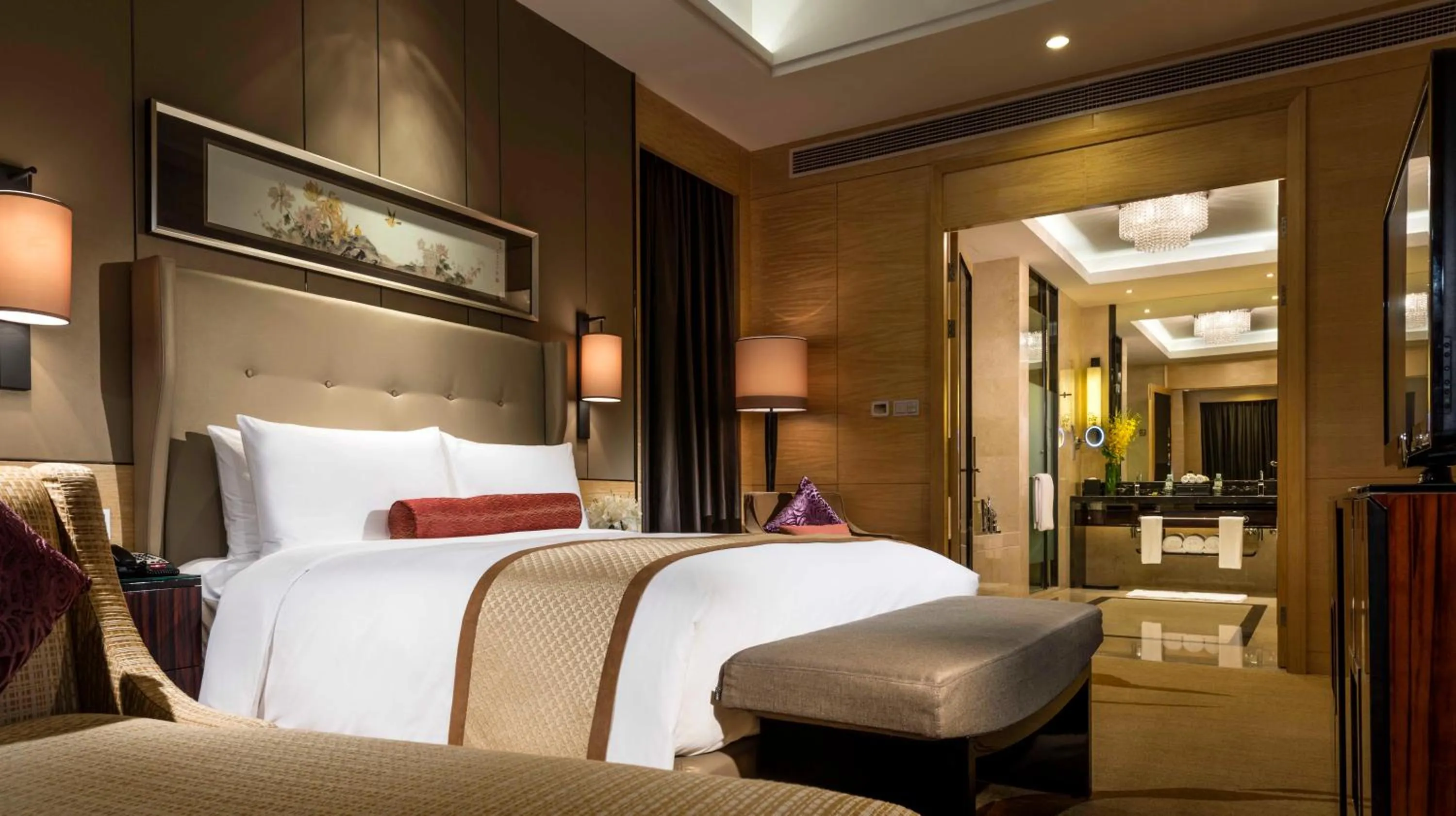 Bedroom, Bed in InterContinental Tangshan by IHG