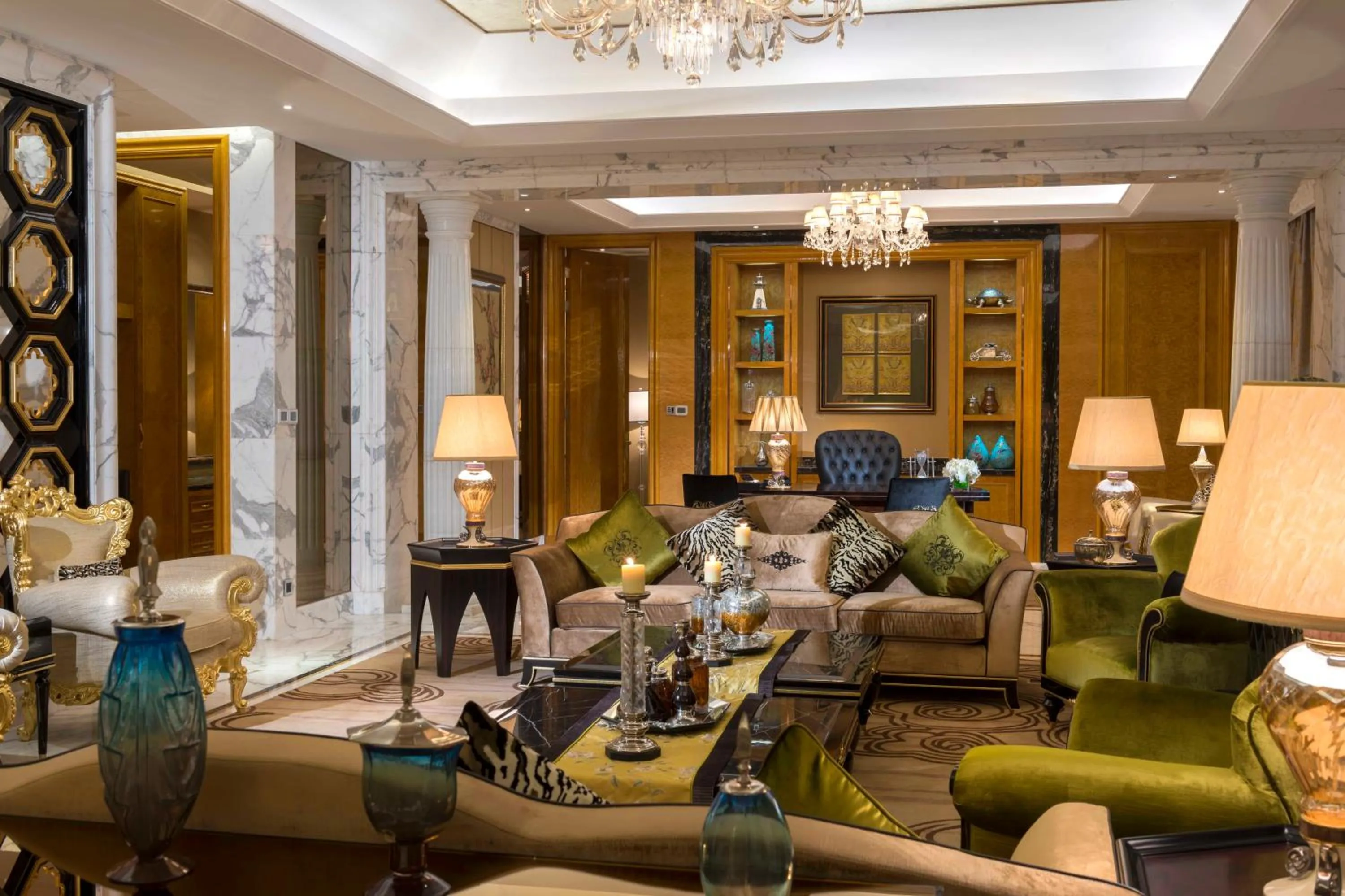 Bedroom in InterContinental Tangshan by IHG