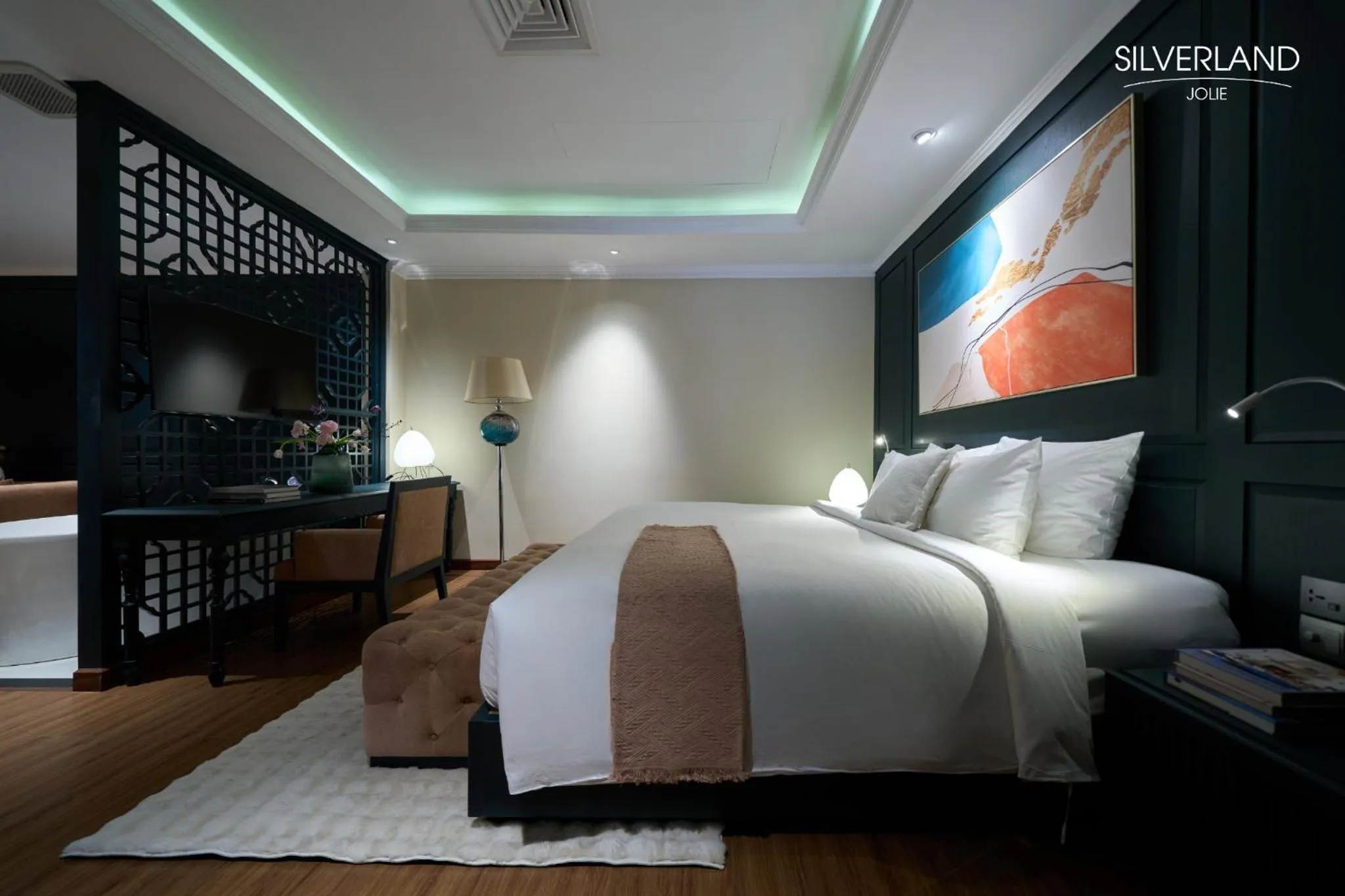 Bed in Silverland Jolie Hotel