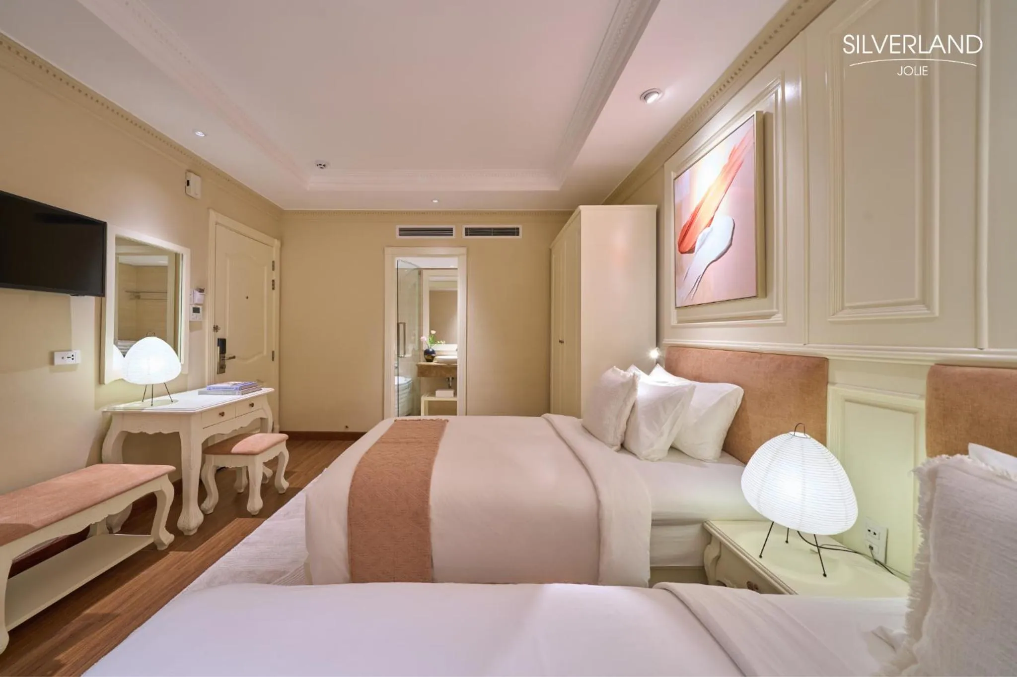 Bed in Silverland Jolie Hotel
