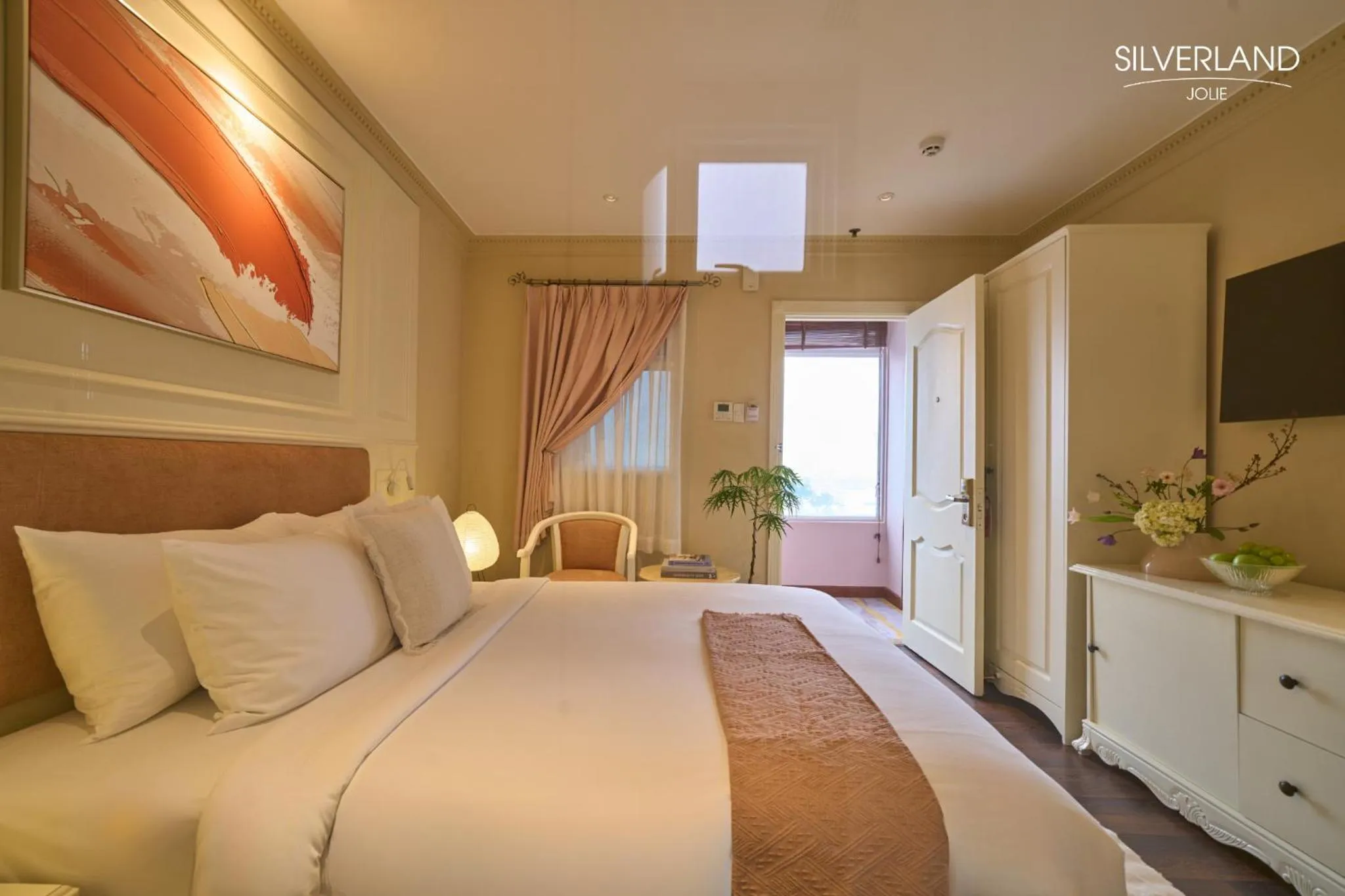 Bedroom, Bed in Silverland Jolie Hotel