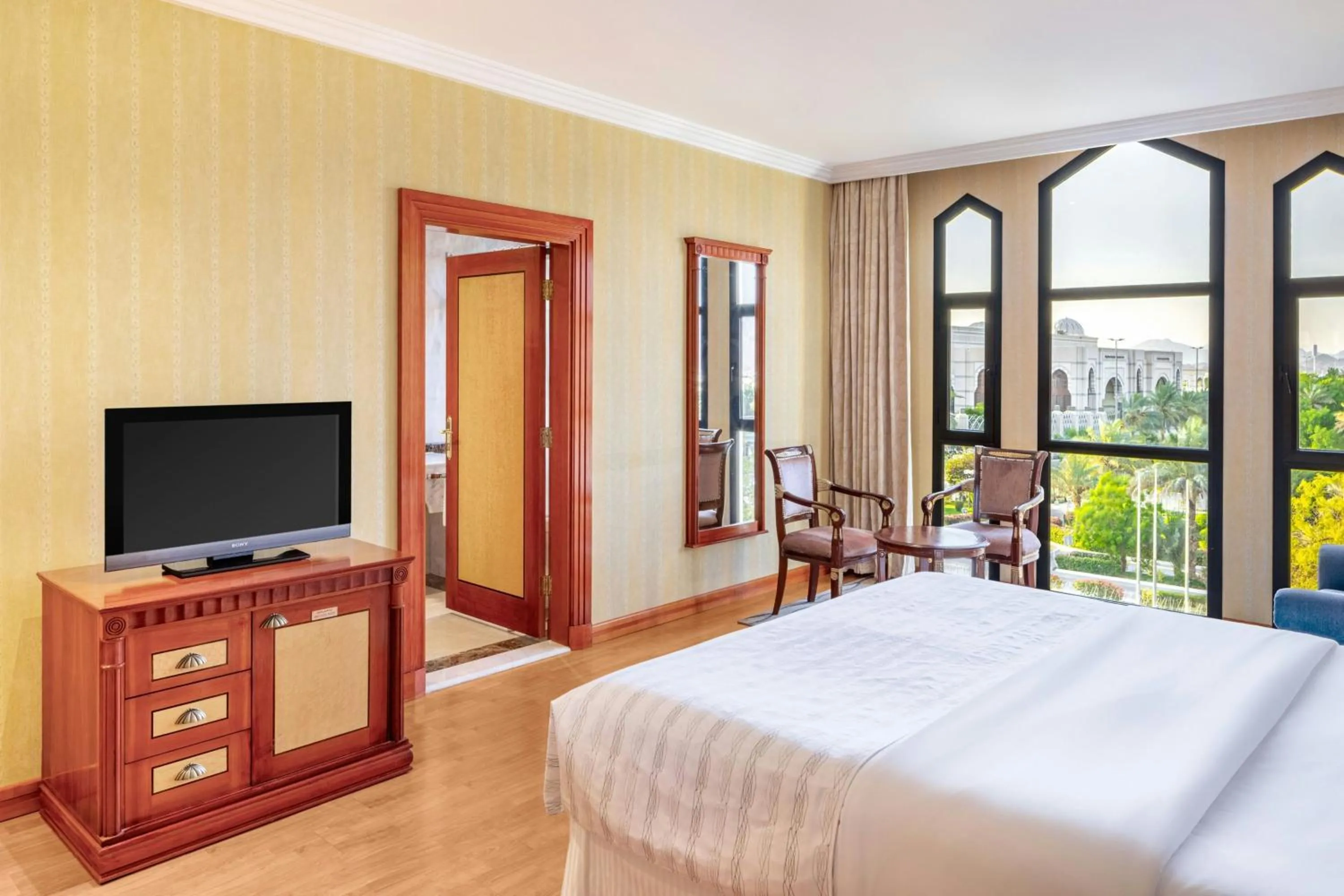 Photo of the whole room, Bed in Le Meridien Medina