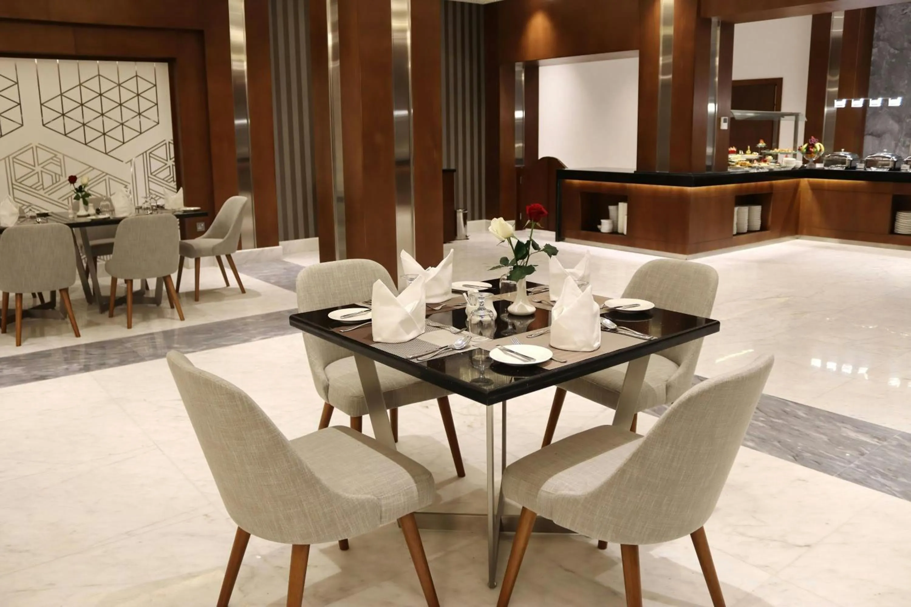 Restaurant/places to eat in Le Meridien Medina