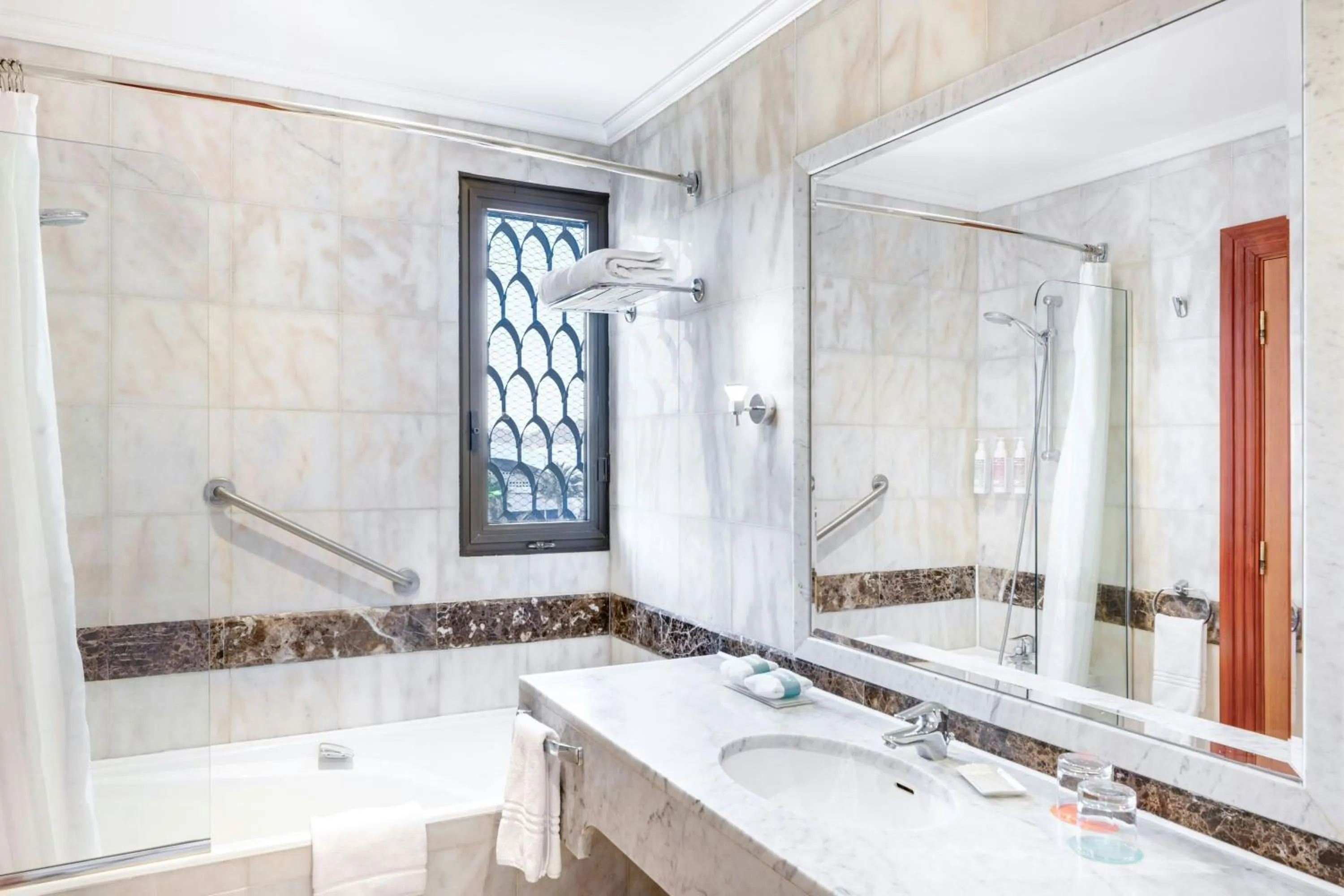 Bathroom in Le Meridien Medina