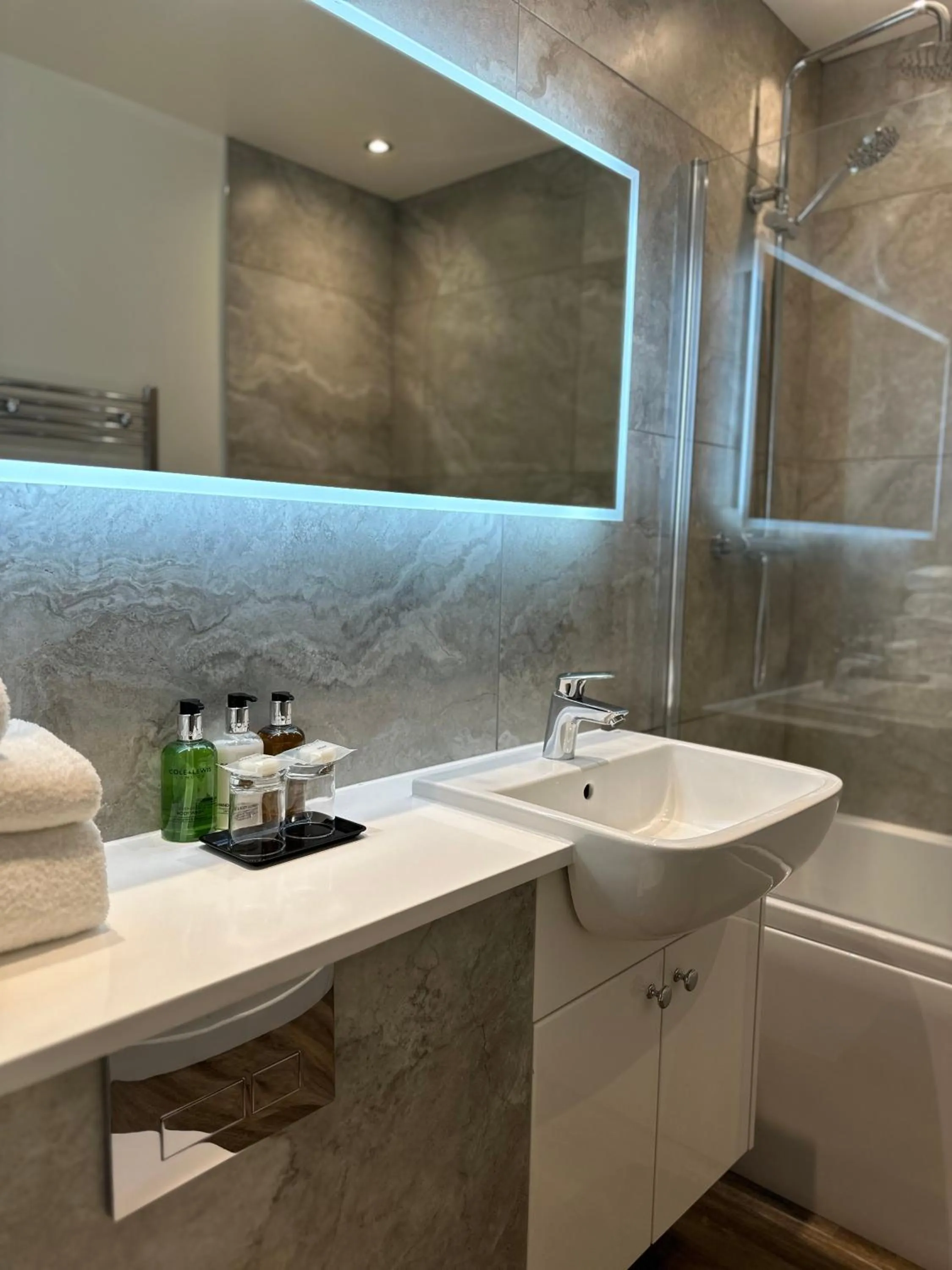 Bathroom in The George Hotel Easingwold