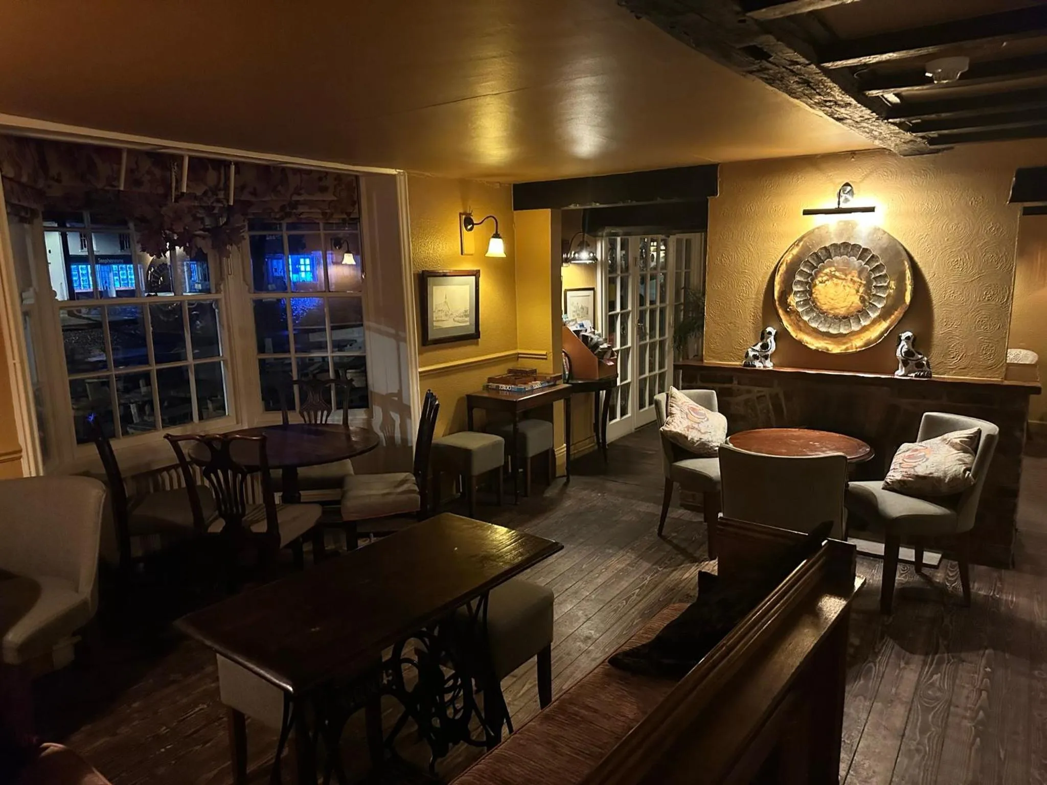 Restaurant/places to eat in The George Hotel Easingwold