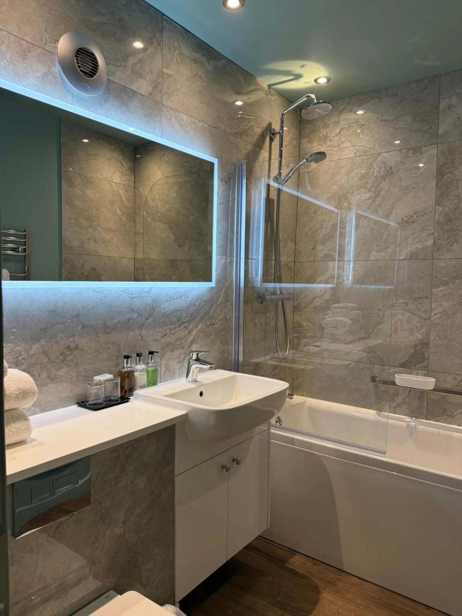 Shower in The George Hotel Easingwold