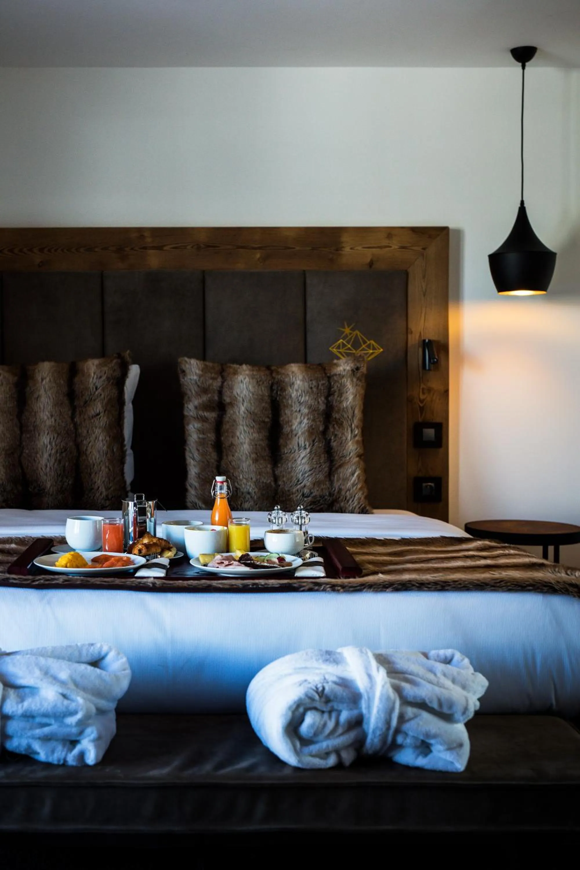 Bed in Hôtel Daria-I Nor by Les Etincelles