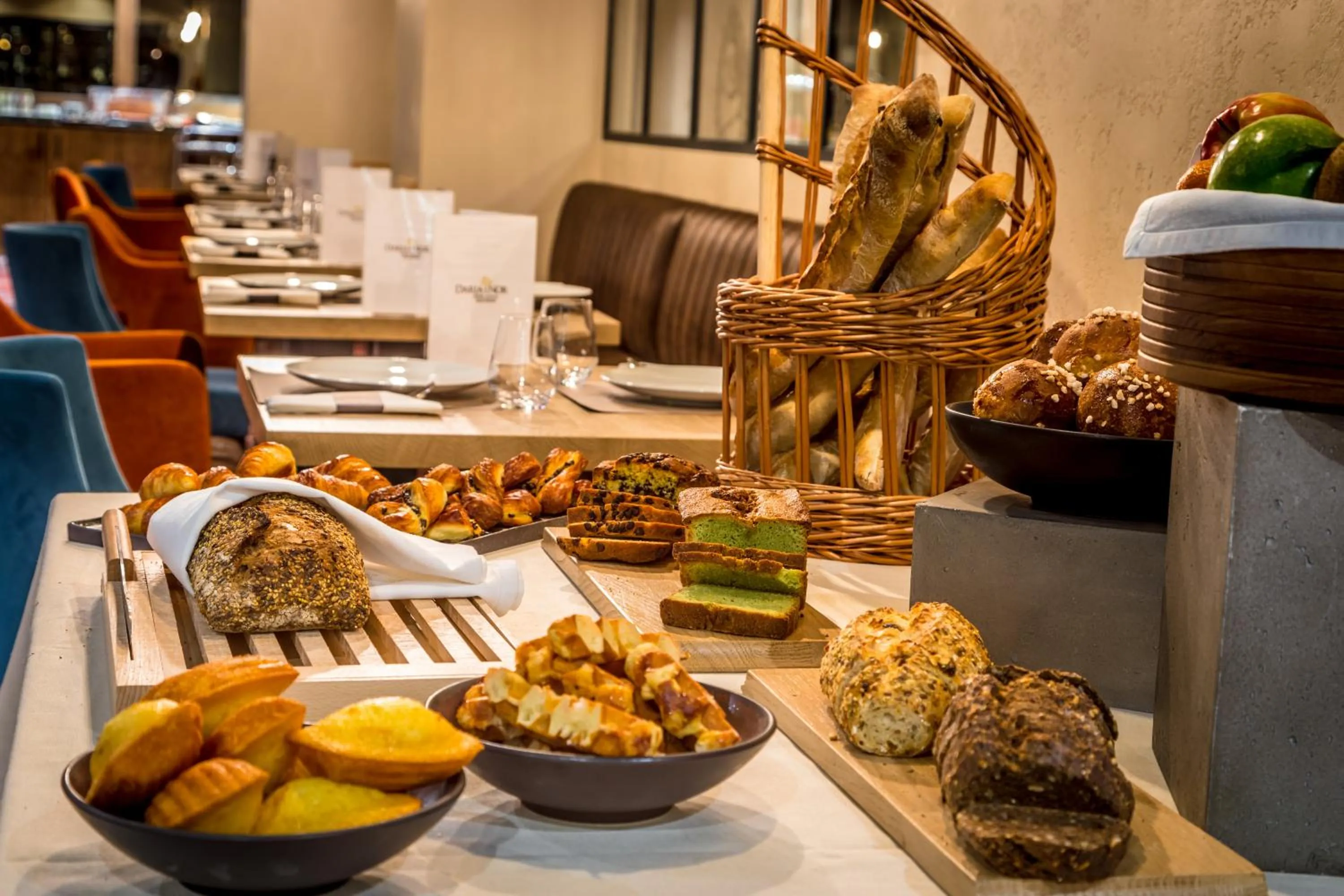 Buffet breakfast in Hôtel Daria-I Nor by Les Etincelles