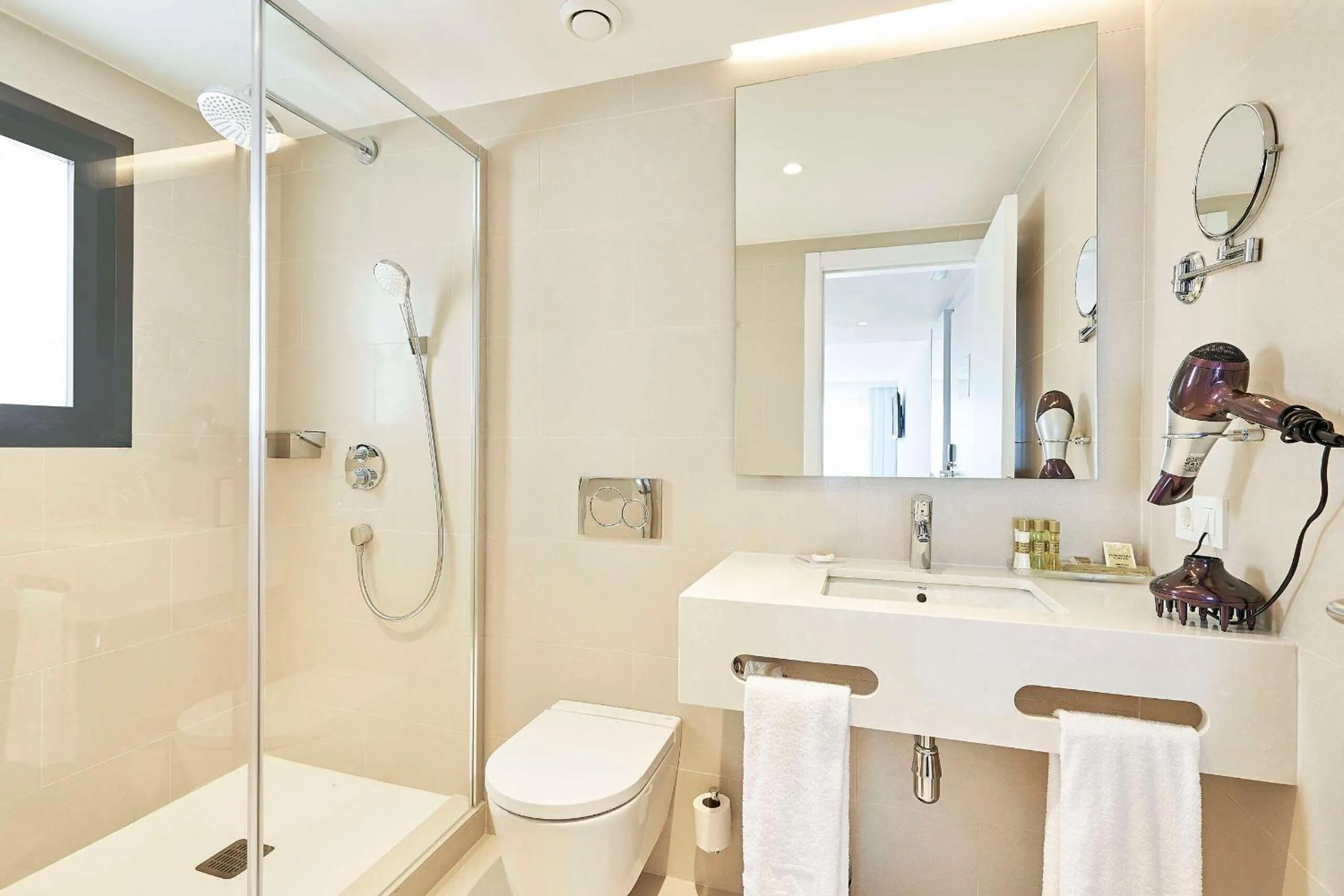 Bathroom in Eurostars Ibiza