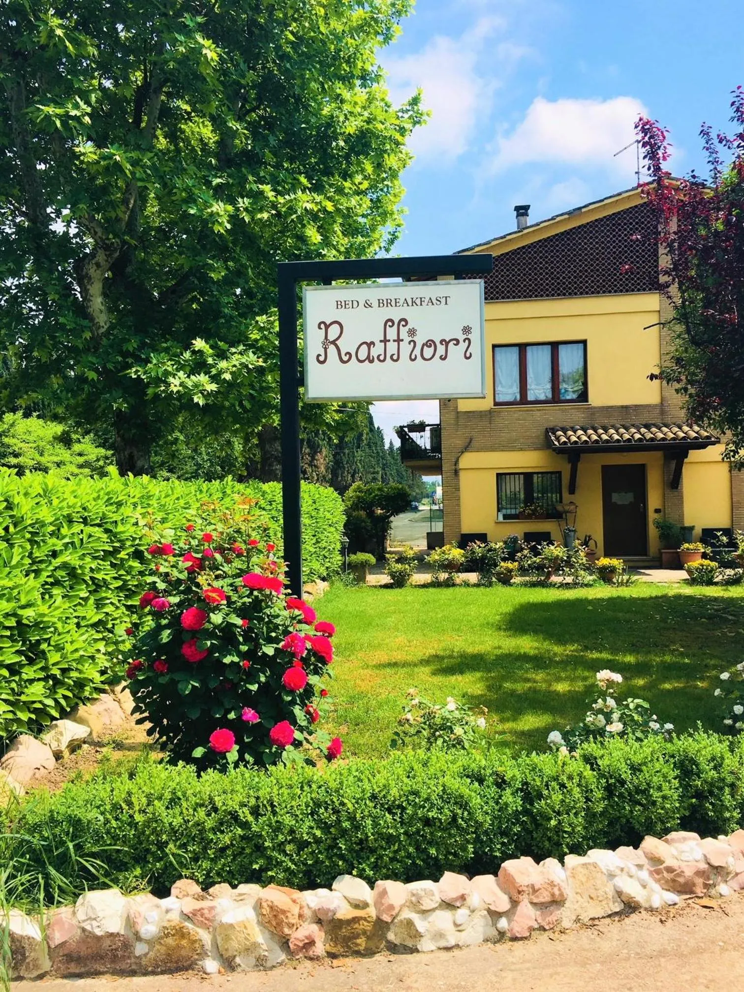 Facade/entrance in B&B Raffiori