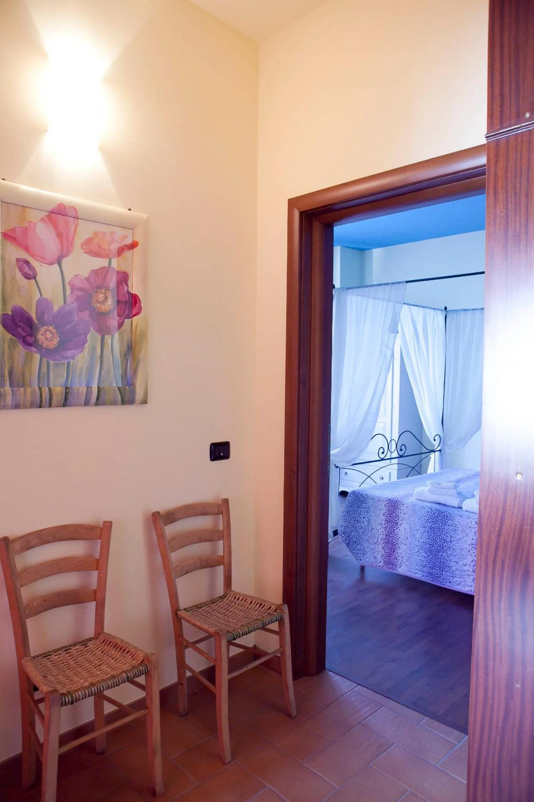 Decorative detail, Bed in B&B Raffiori