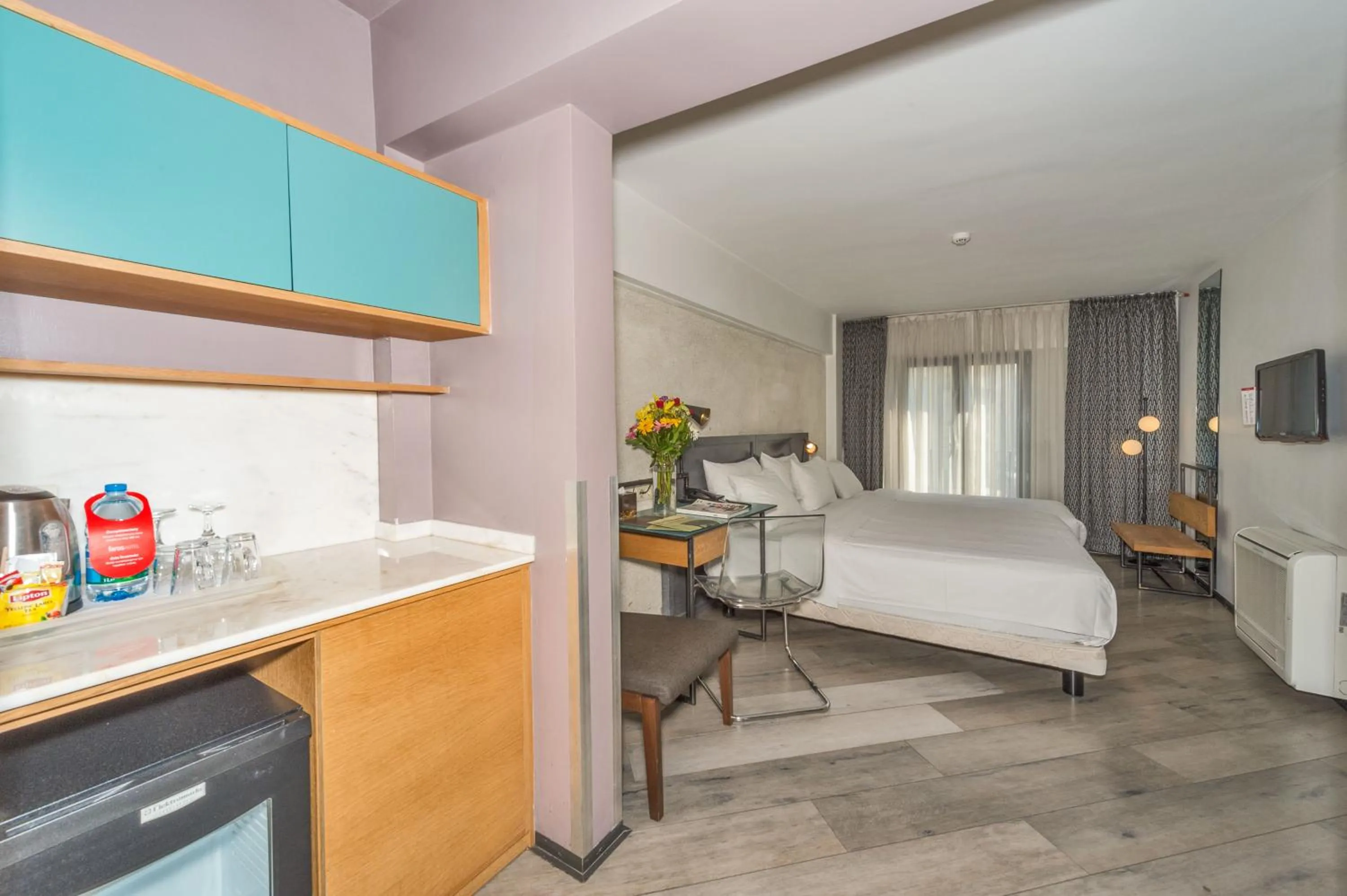 Photo of the whole room, Bed in Faros Hotel Taksim-Special Category