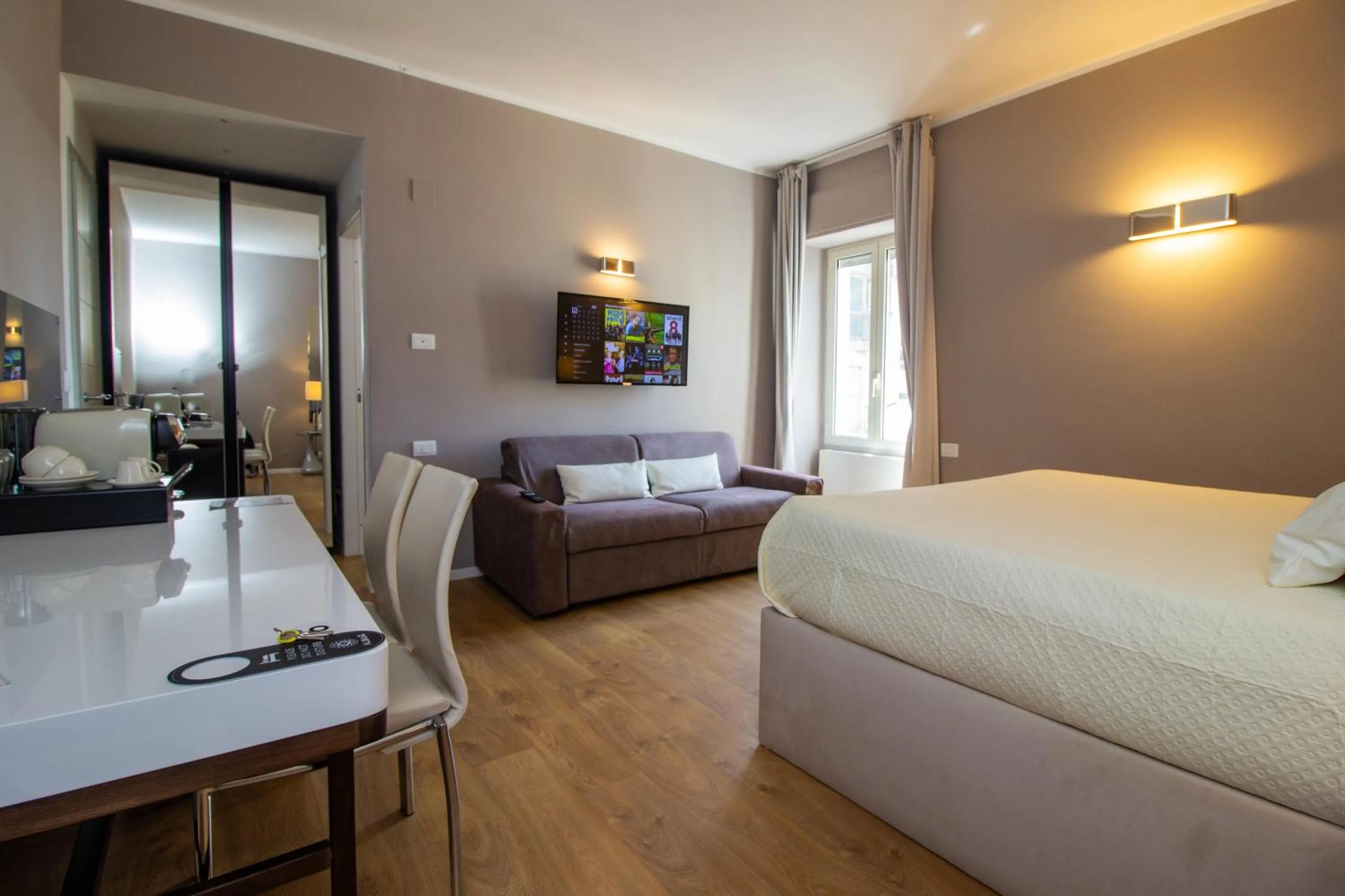 Photo of the whole room, Bed in Album Boutique Rooms