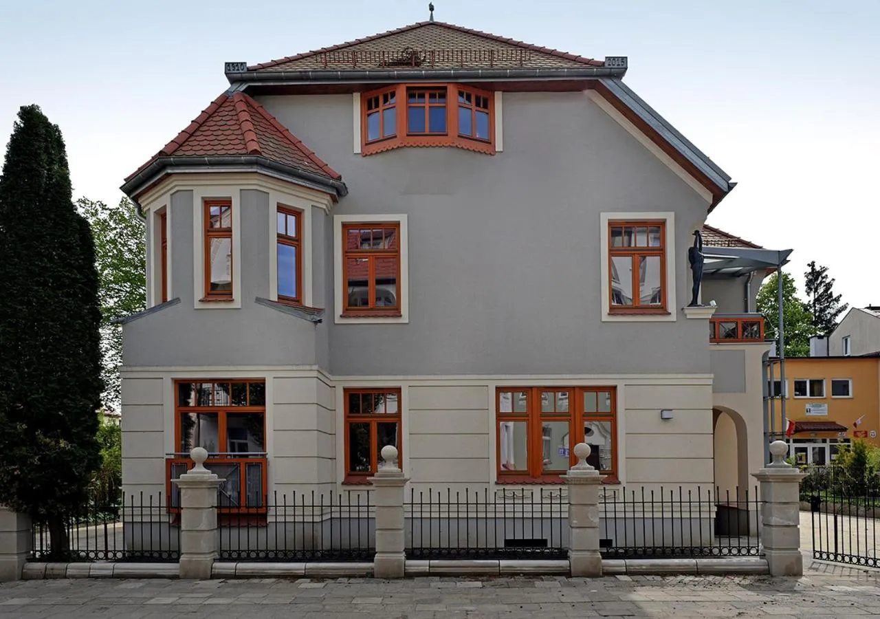 Property building in Dali ApartHOTEL