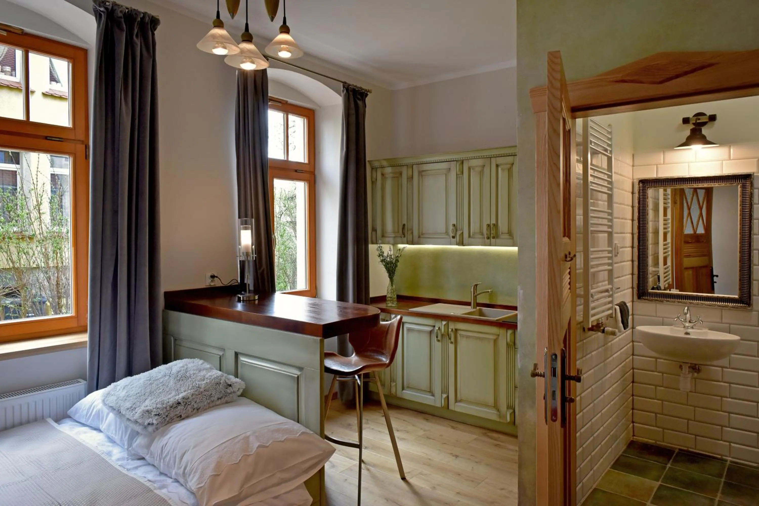 Bed in Dali ApartHOTEL