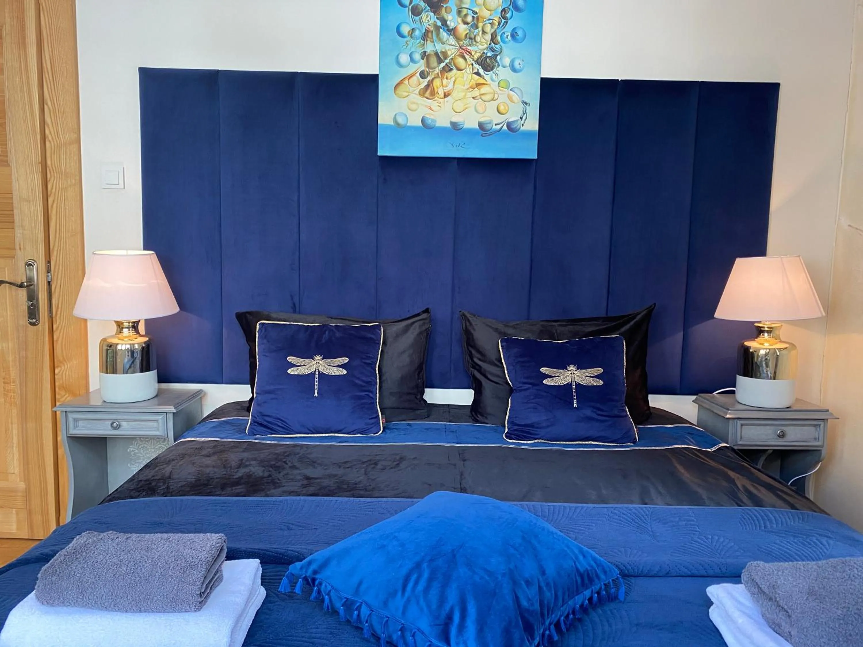 Bed in Dali ApartHOTEL