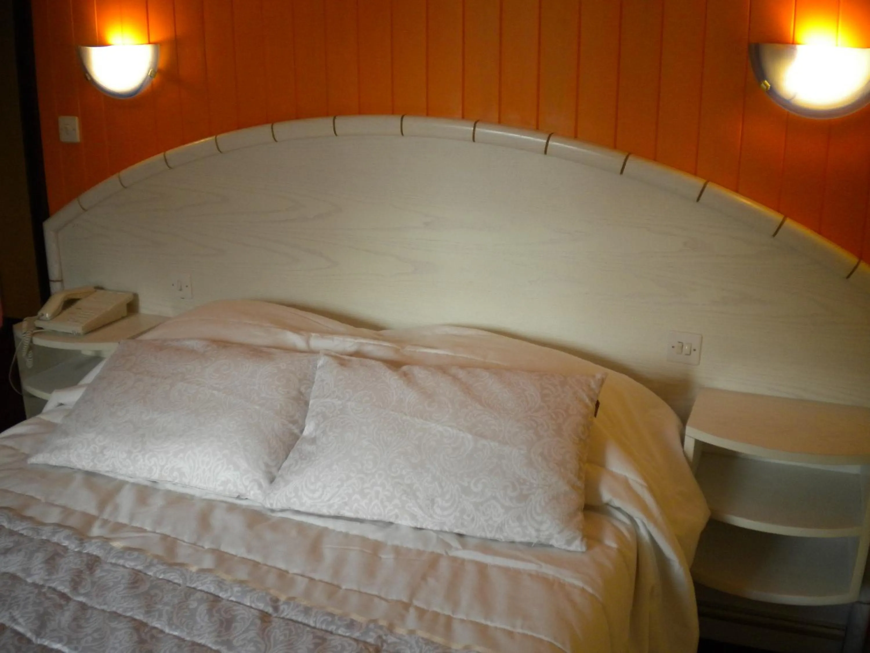 Decorative detail, Bed in Hotel Restaurant A l'Ange