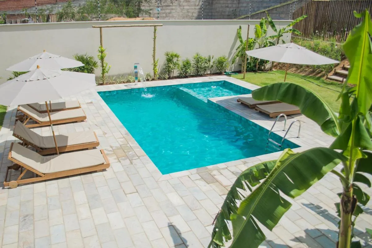 Swimming pool in Pousada Laranja - Nova Administração