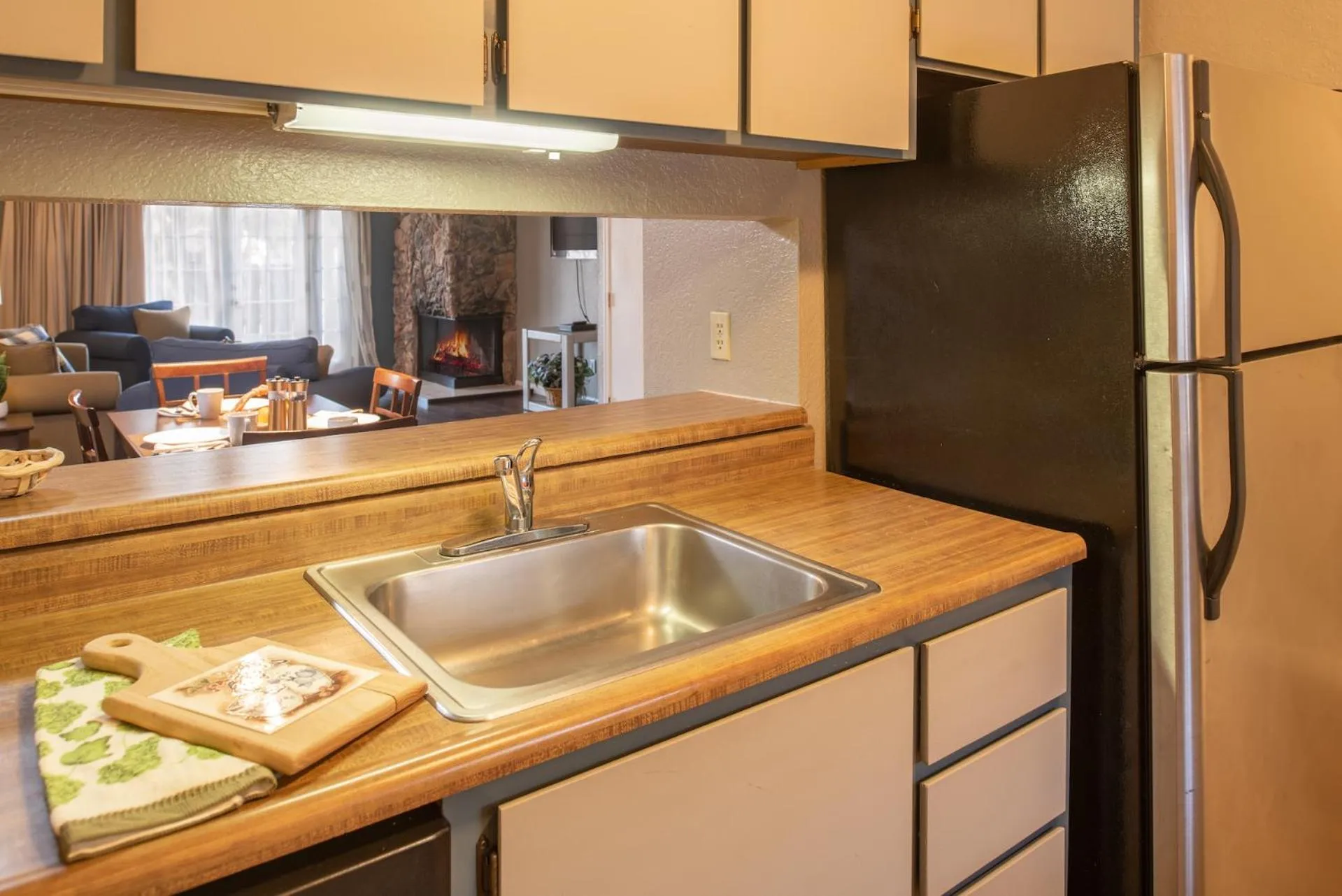 Kitchen or kitchenette in Thunderbird Resort Club