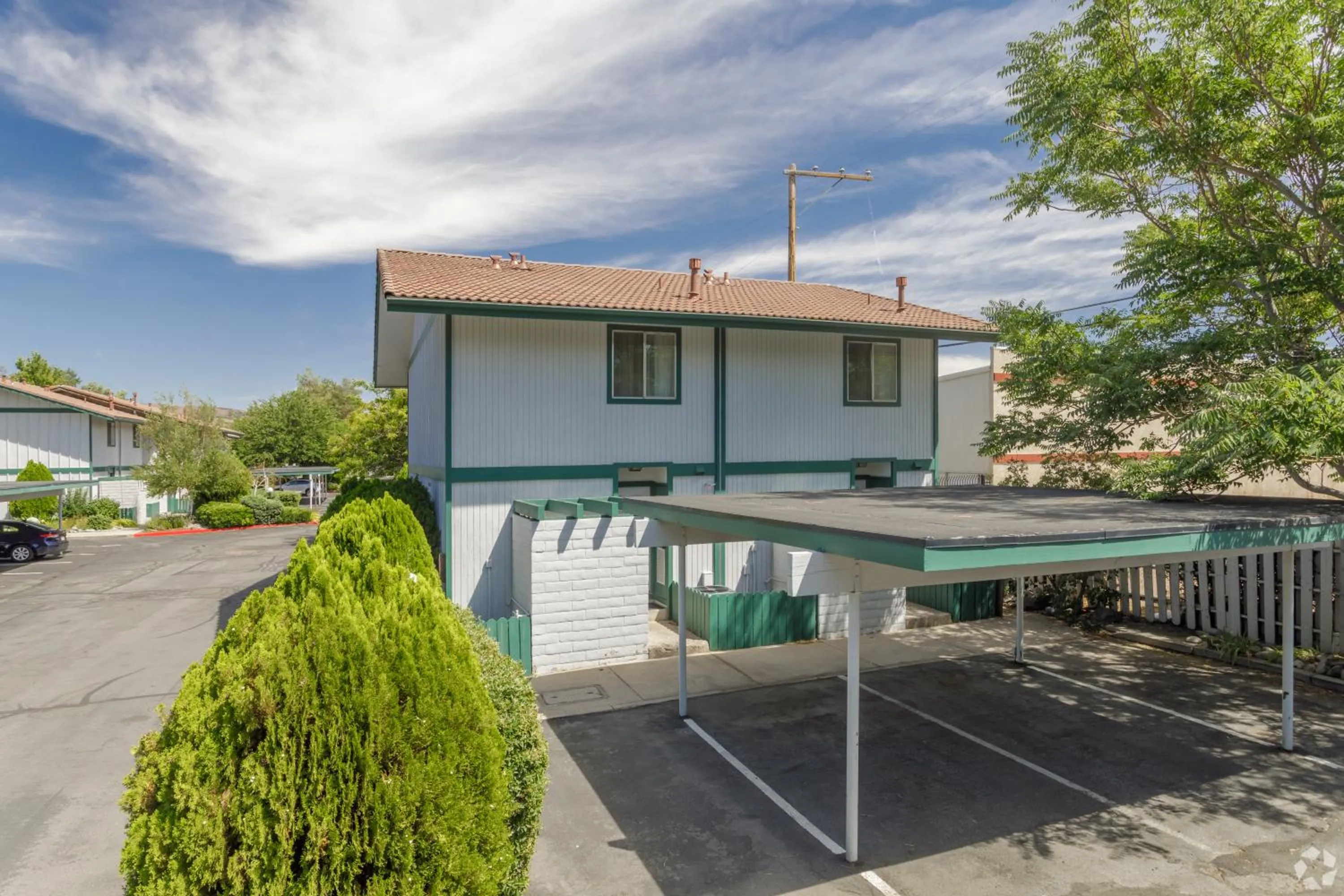 Property building in Thunderbird Resort Club