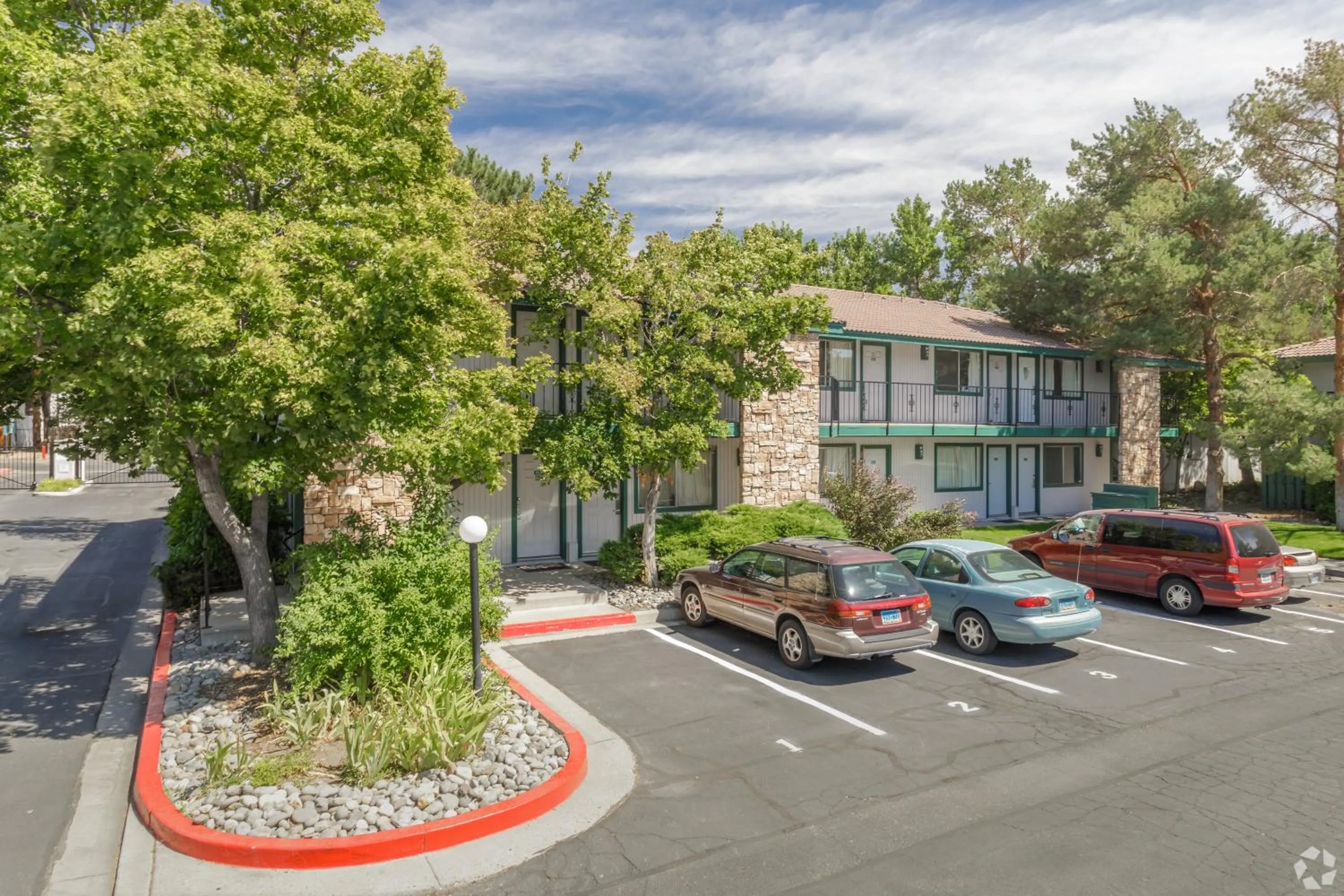 Parking in Thunderbird Resort Club