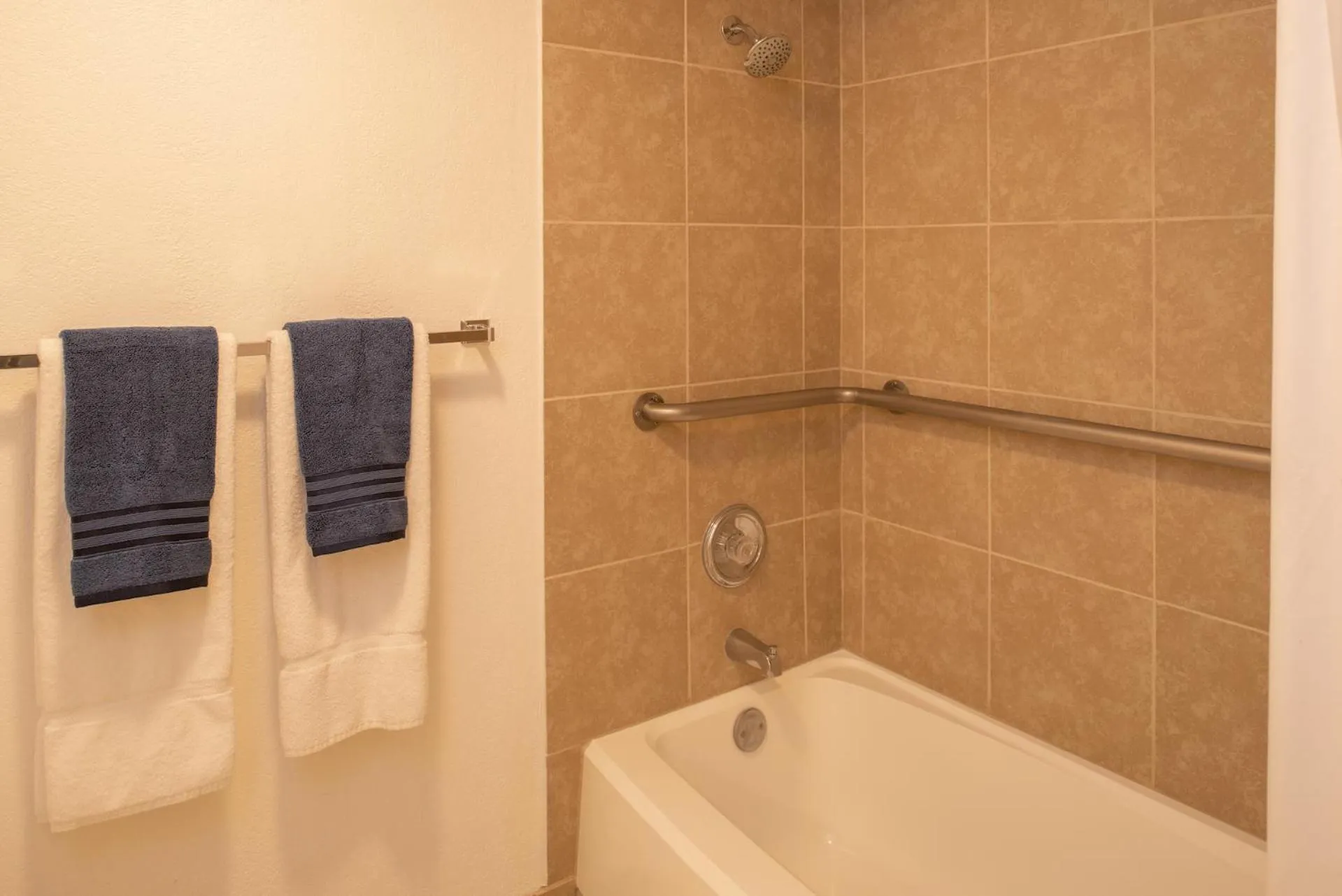 Bathroom in Thunderbird Resort Club