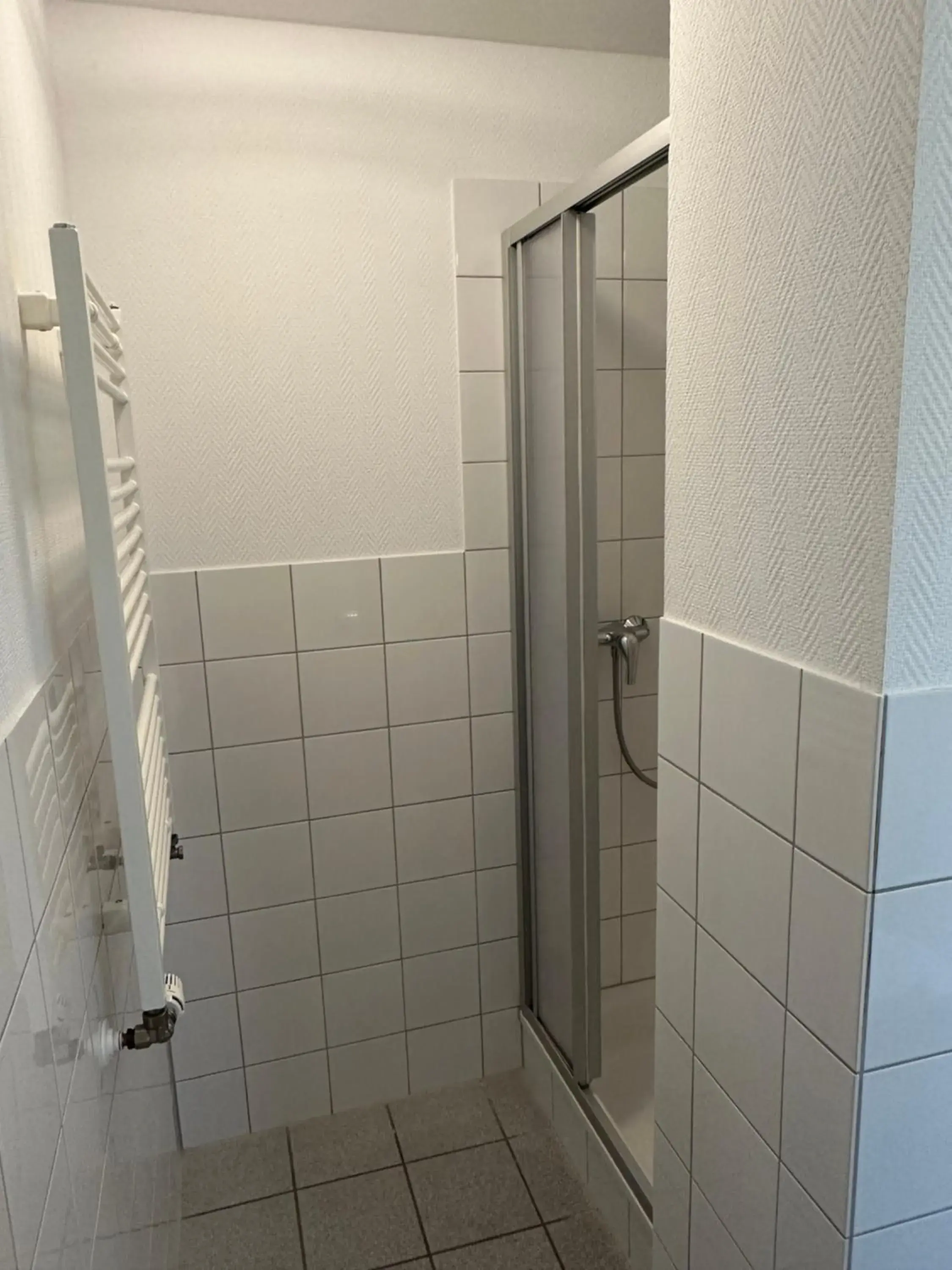 Family Room with Shower in Hotel-Café-Burg Stahleck Family Room with Shower in Hotel-Café-Burg Stahleck