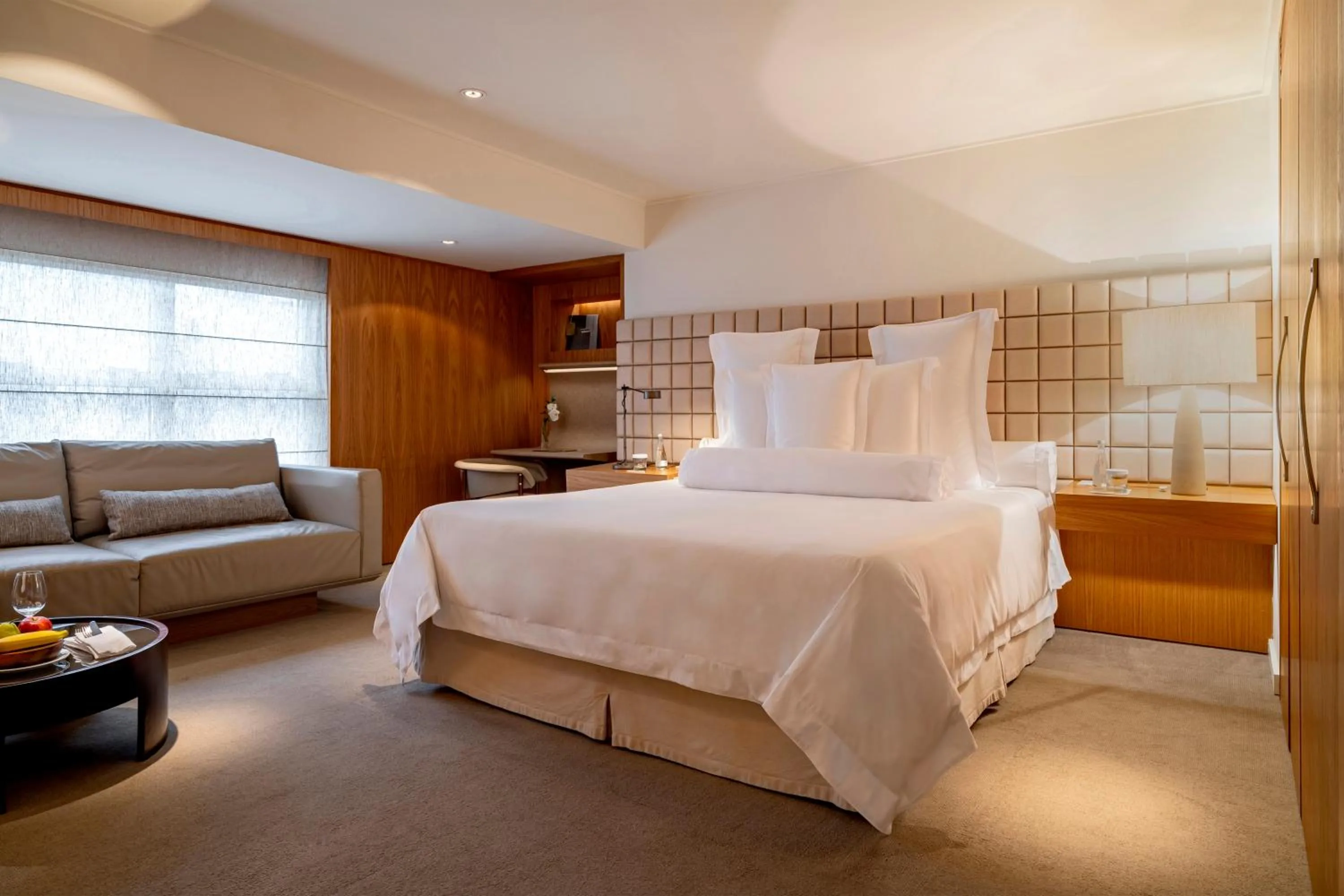 Bed in Emiliano São Paulo