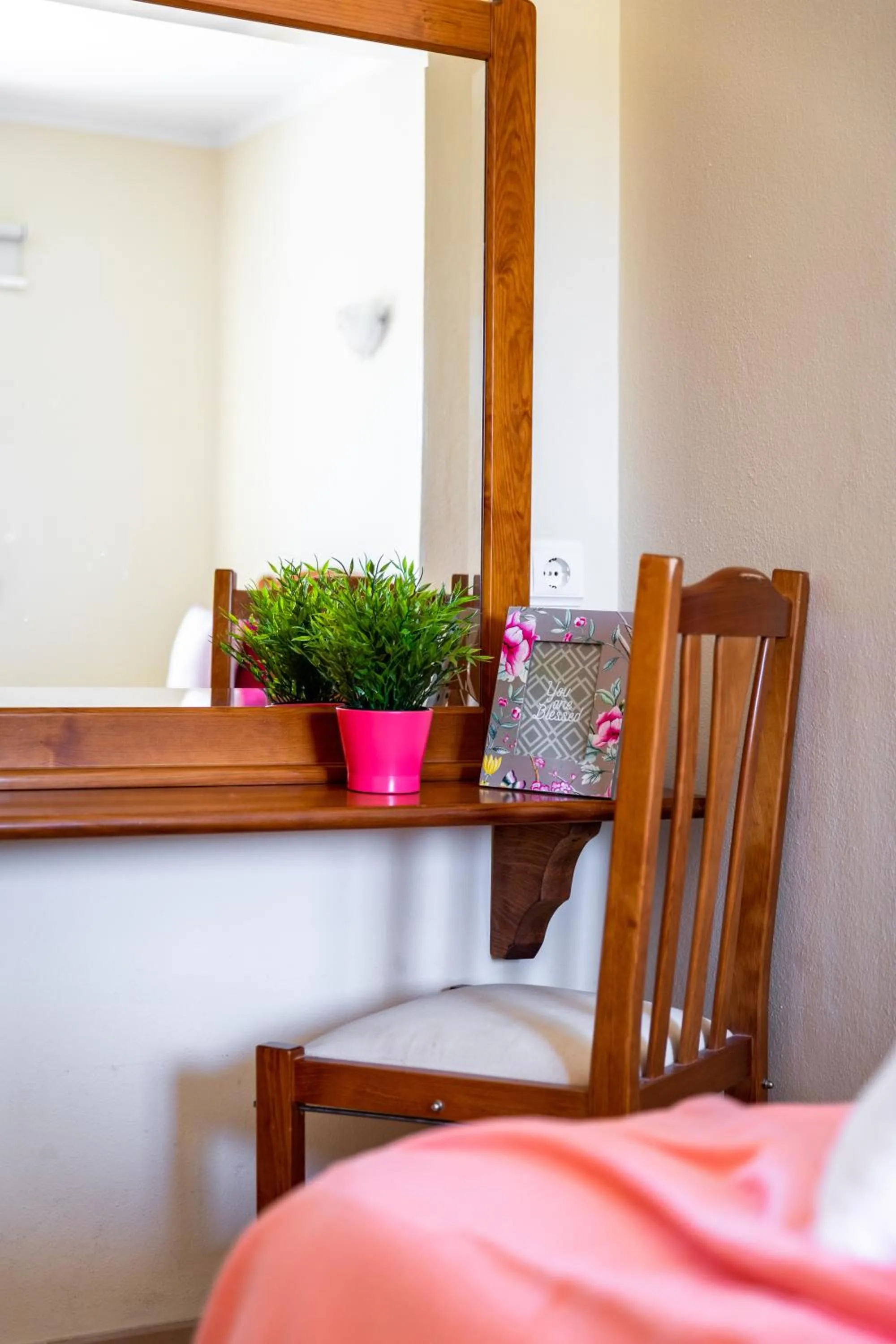Decorative detail in Apartamentos Flor da Laranja, Albufeira by AlgarveBlossom