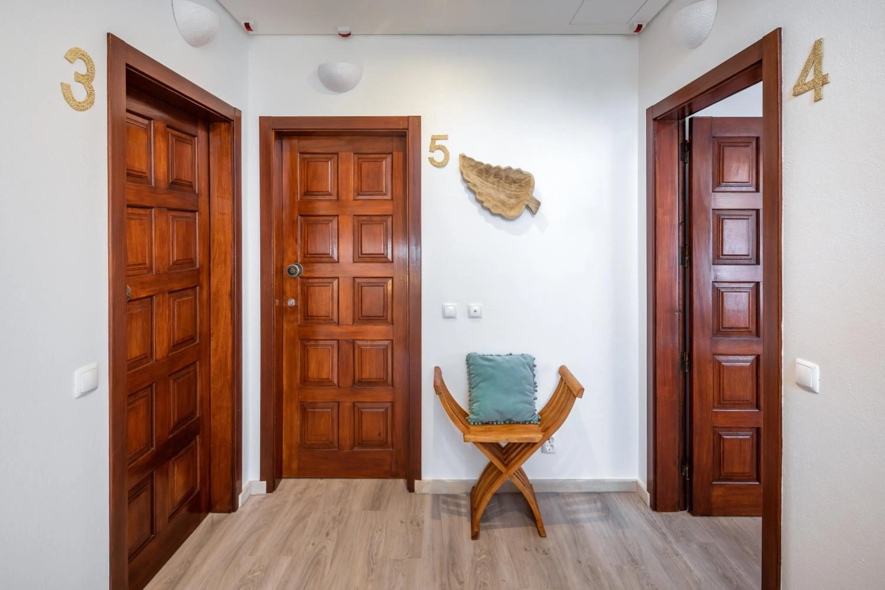 Spring in Apartamentos Flor da Laranja, Albufeira by AlgarveBlossom