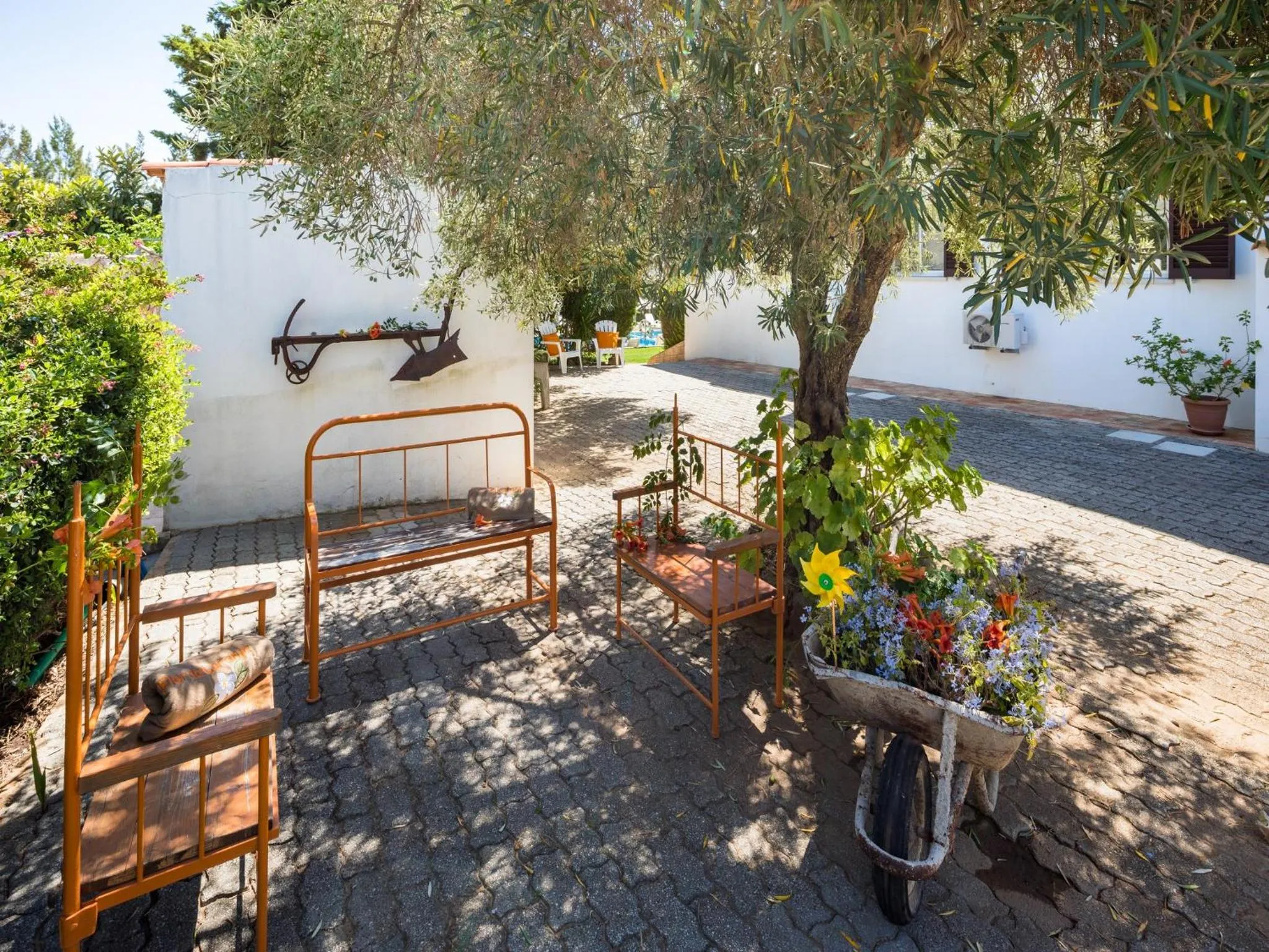 Property building in Apartamentos Flor da Laranja, Albufeira by AlgarveBlossom