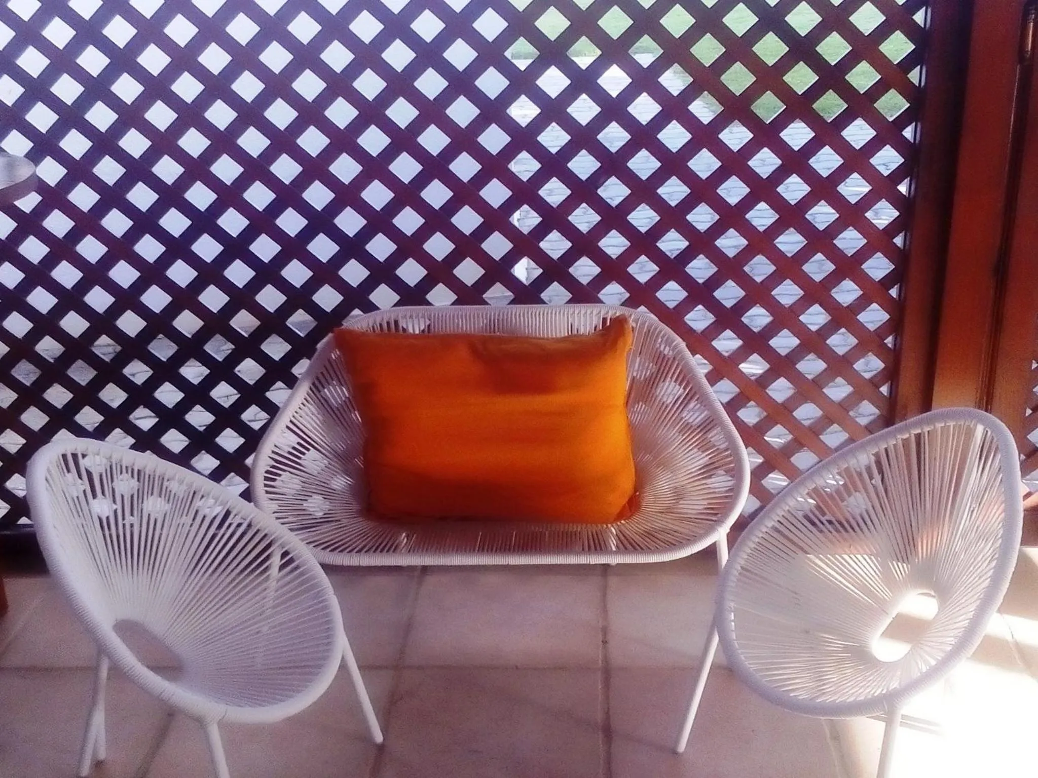 Spring in Apartamentos Flor da Laranja, Albufeira by AlgarveBlossom