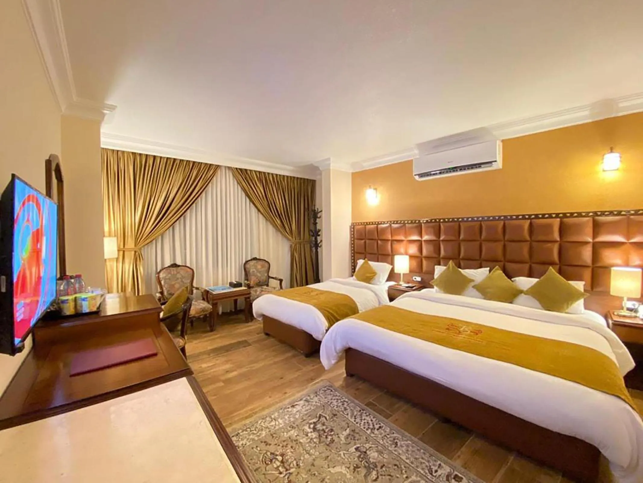 Coffee/tea facilities, Bed in Town Season Hotel