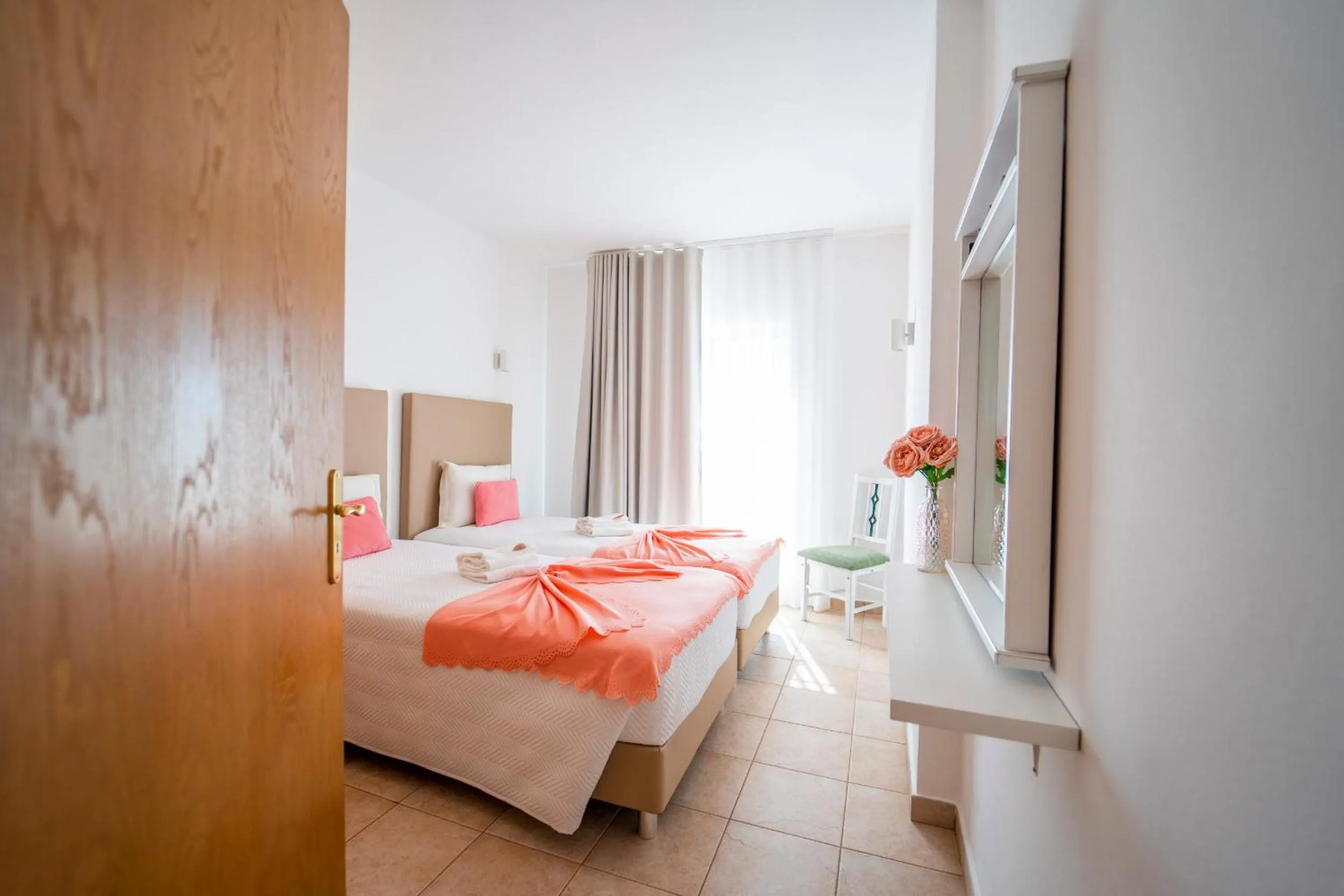 Bed in Apartamentos Monte dos Avós, Albufeira by AlgarveBlossom