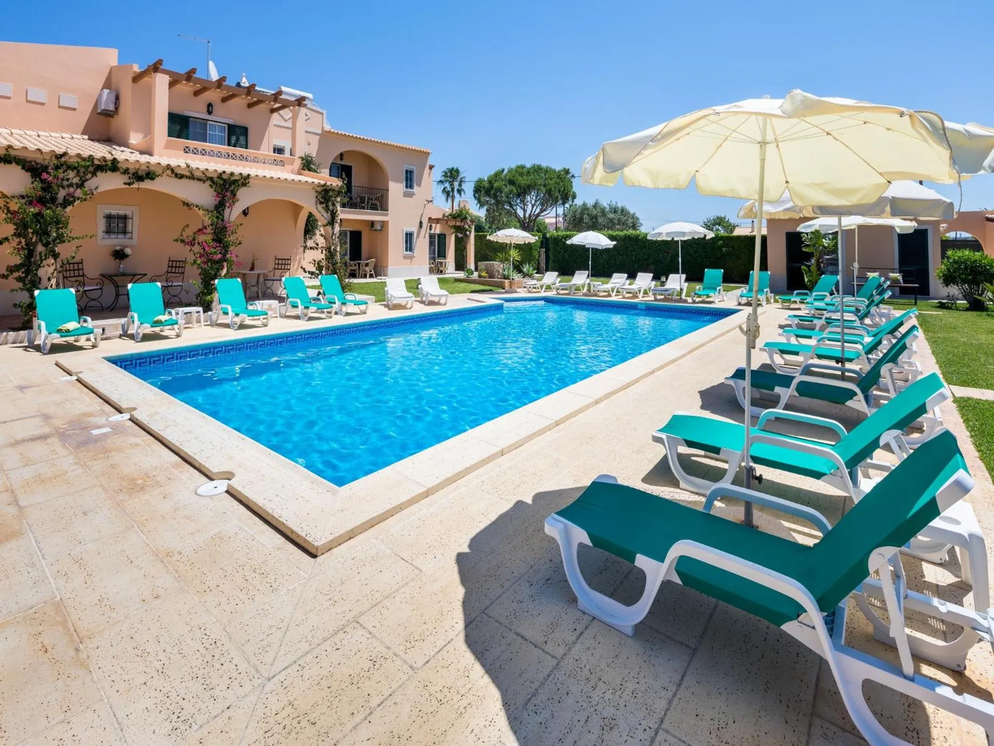 Property building in Apartamentos Monte dos Avós, Albufeira by AlgarveBlossom