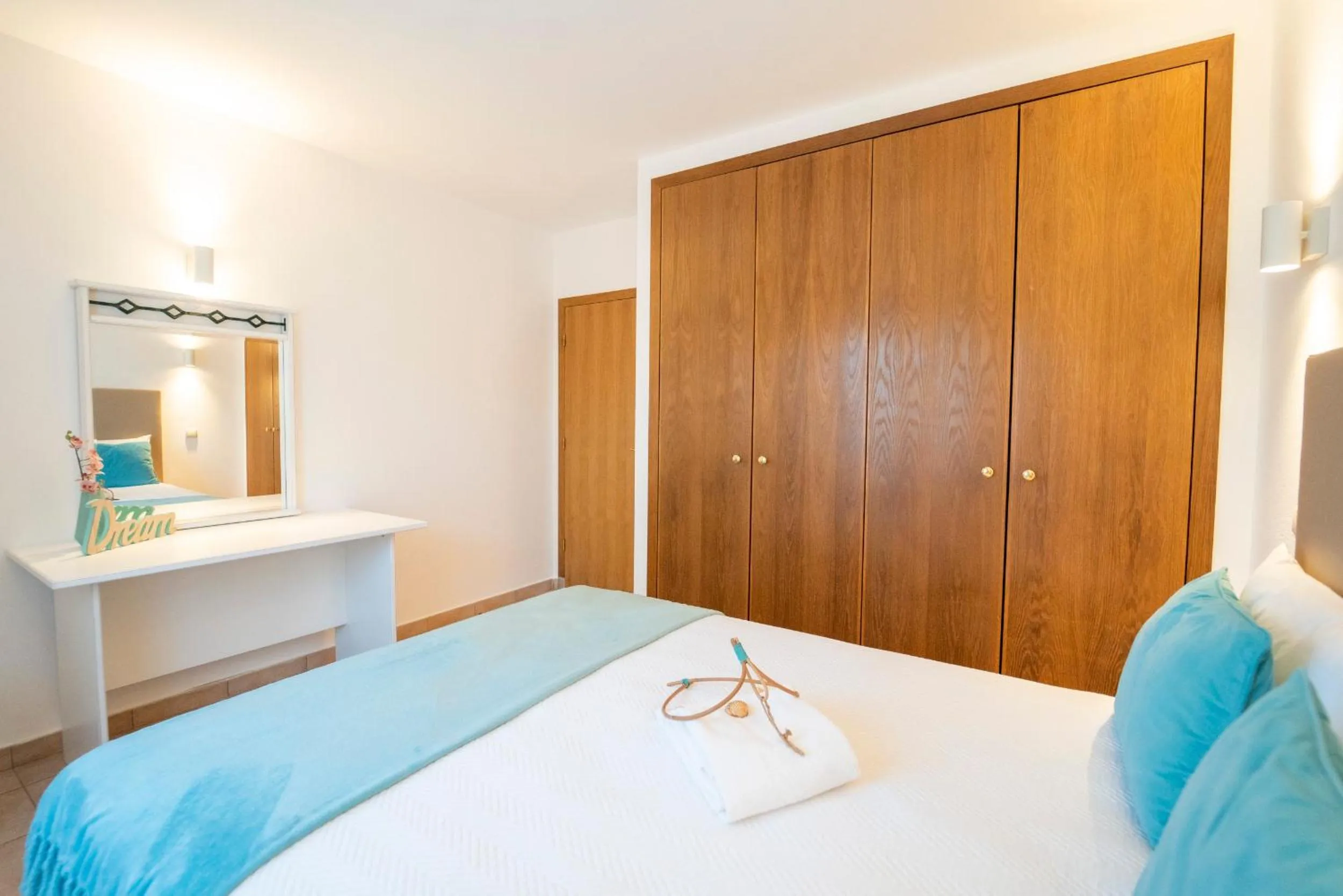 Bed in Apartamentos Monte dos Avós, Albufeira by AlgarveBlossom