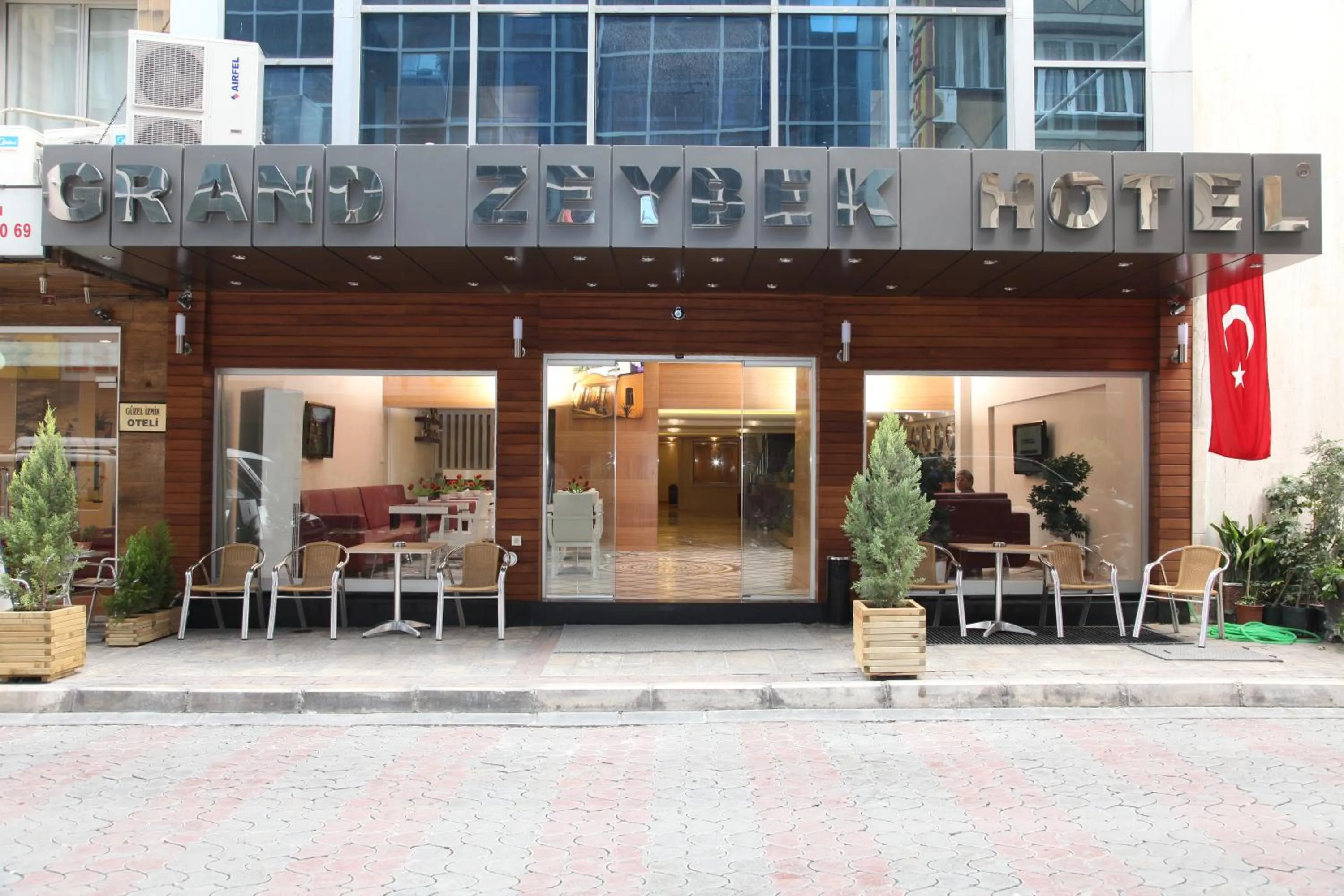 Facade/entrance in Grand Zeybek Hotel