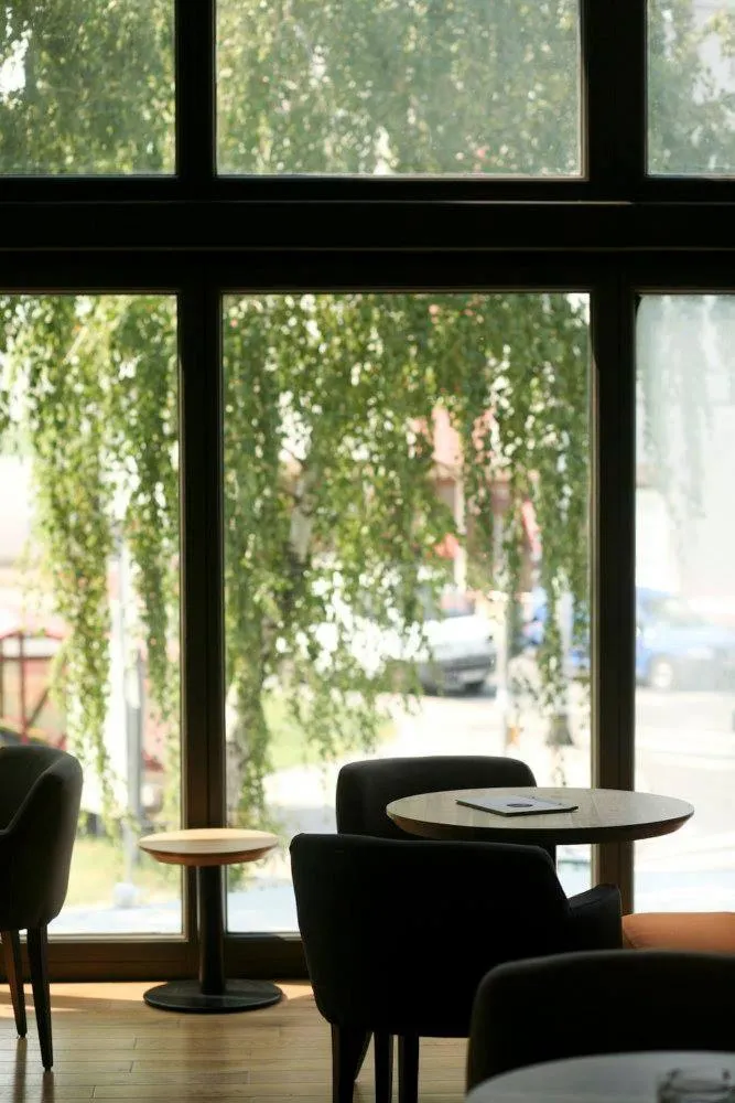 Restaurant/places to eat in Hotel Vienna