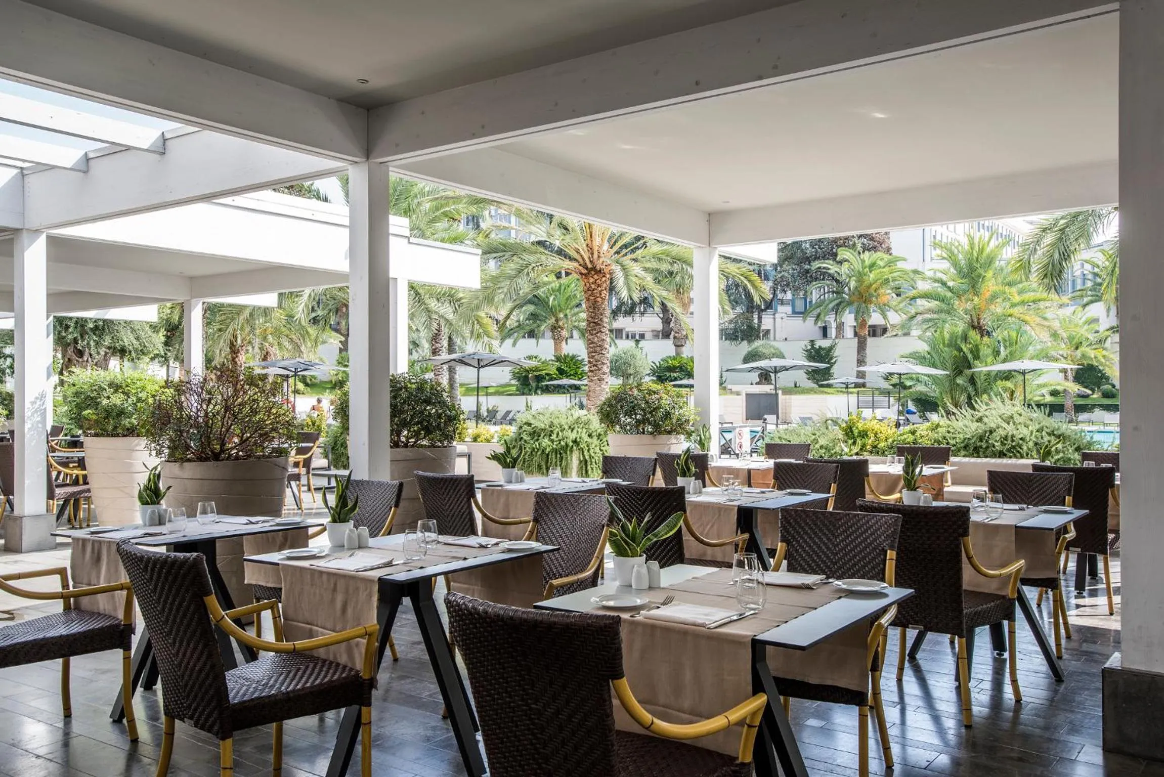 Patio in Ergife Palace Hotel