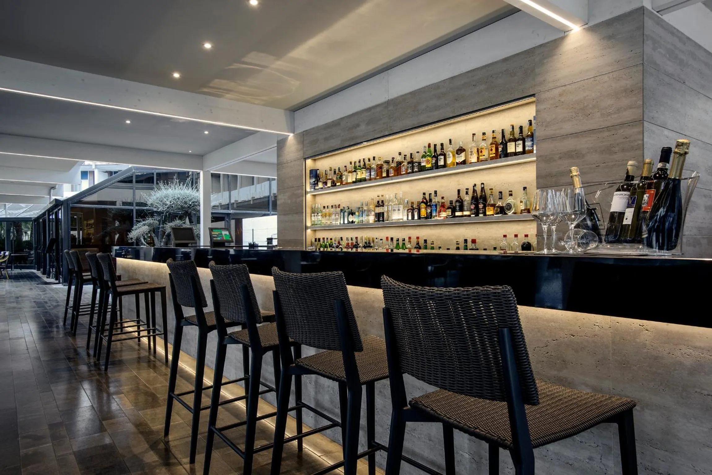 Patio in Ergife Palace Hotel