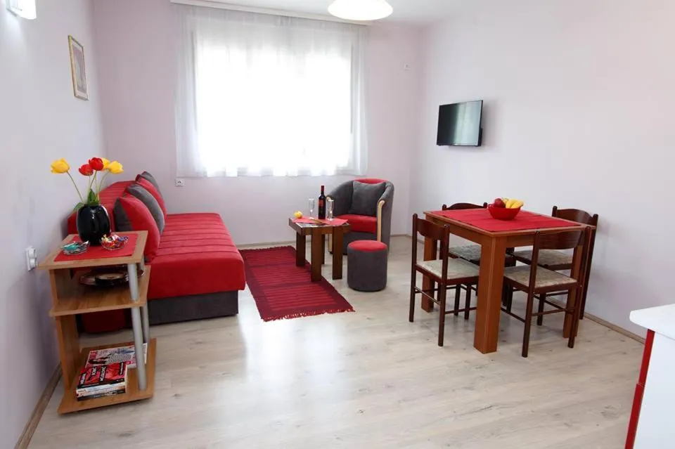 Property building in Apartman "Nina"