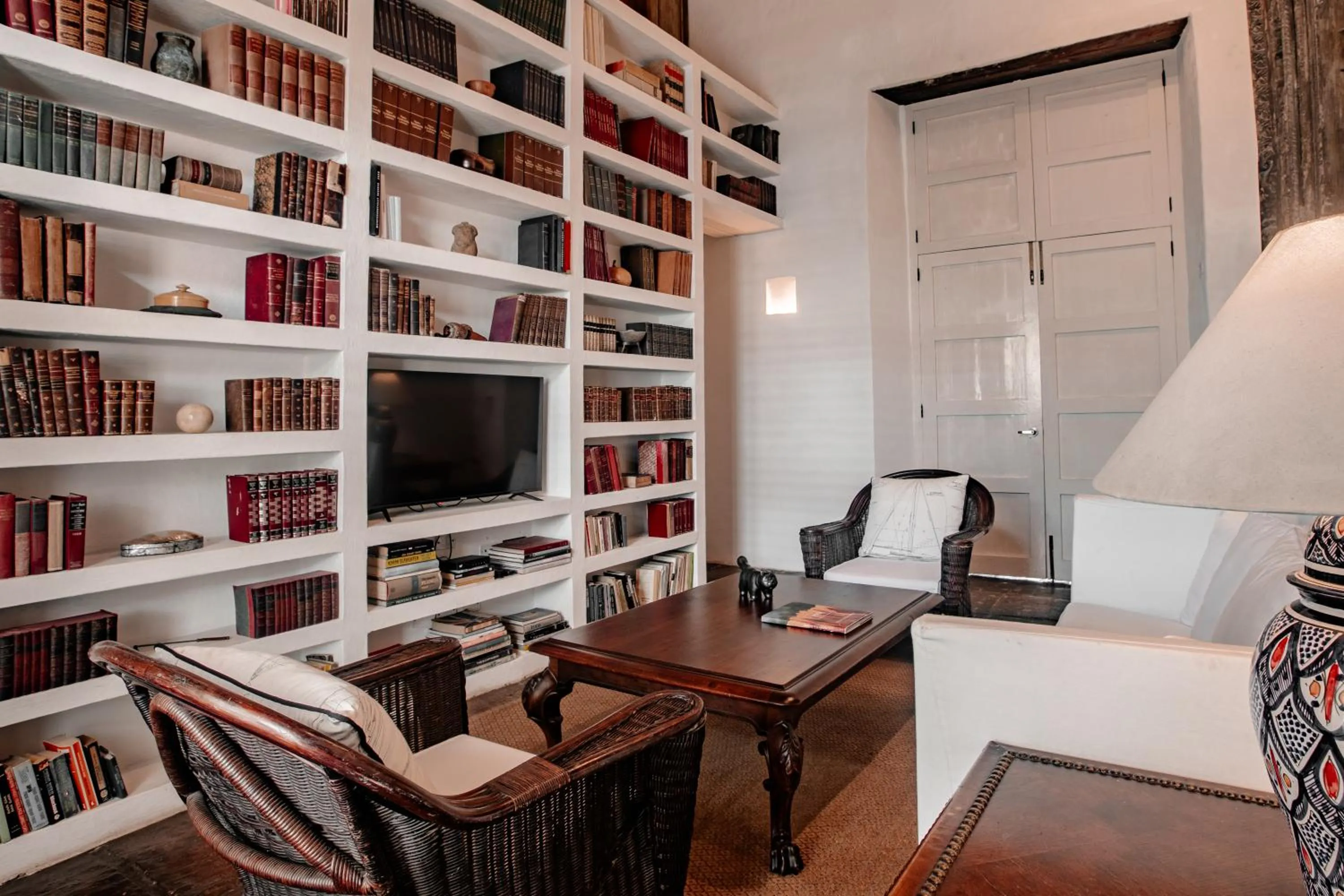 Library in Amarla Boutique Hotel Cartagena