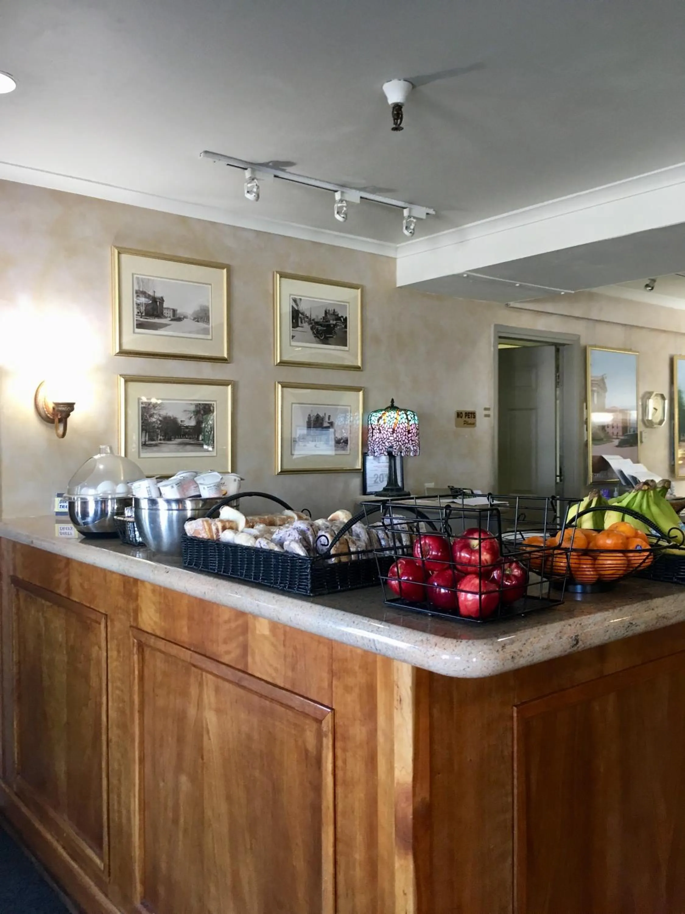 Food and drinks in Hardman House