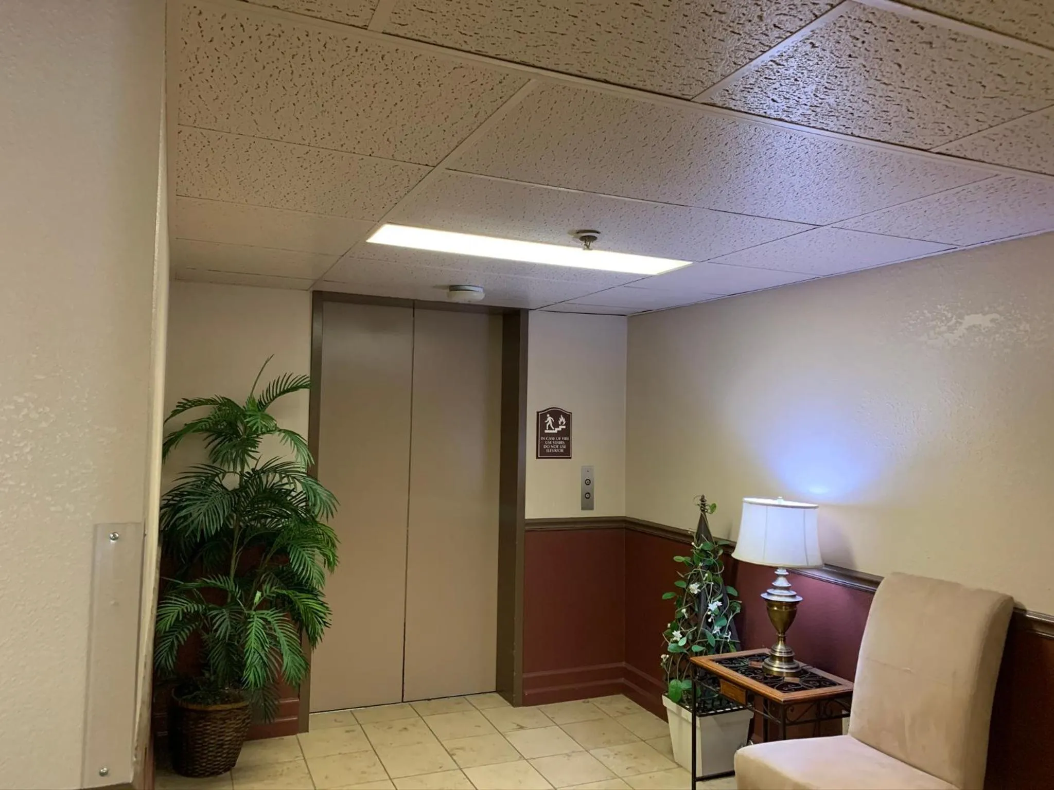 elevator in Hardman House