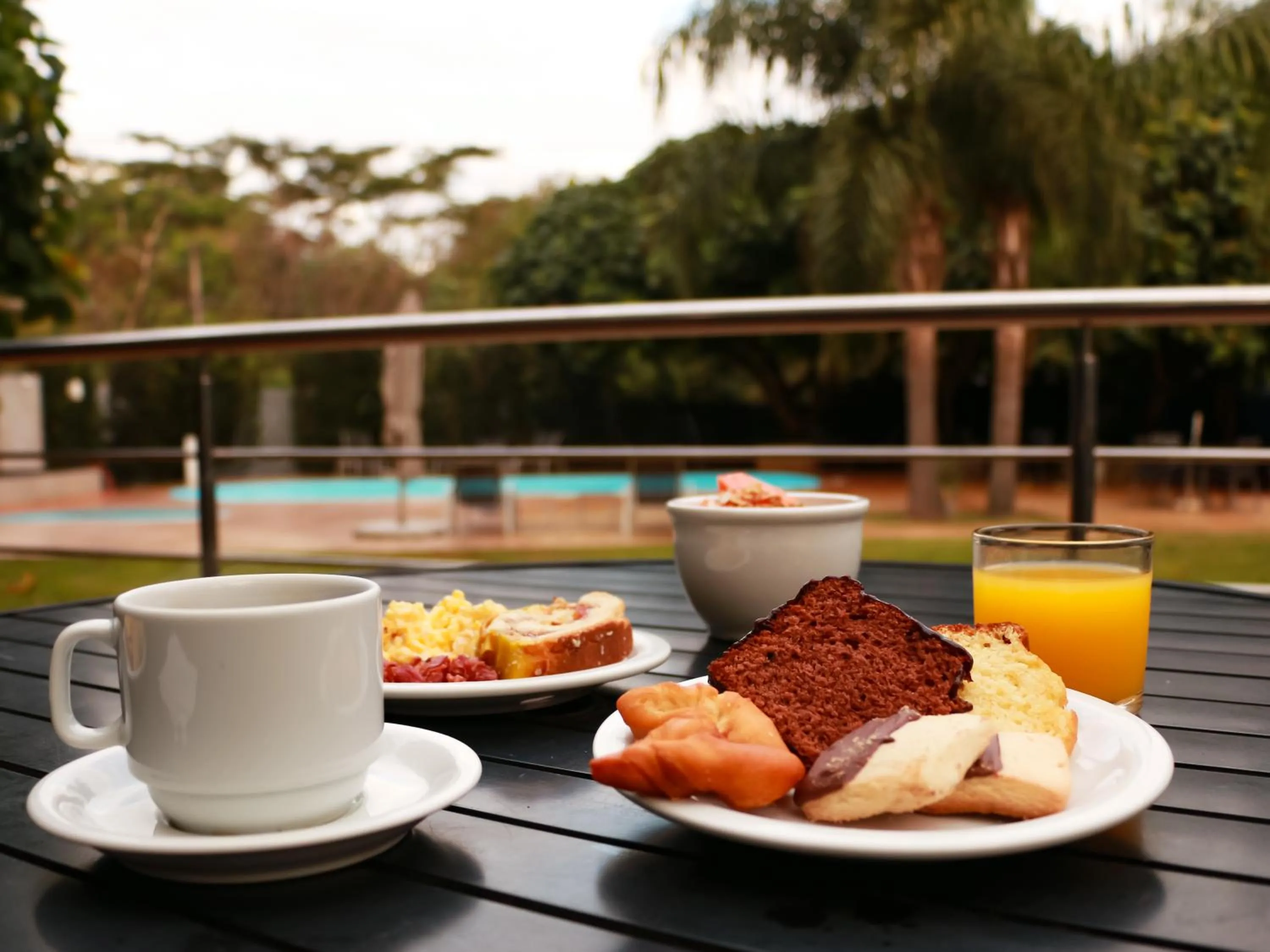 Restaurant/places to eat in Iguassu Express Hotel