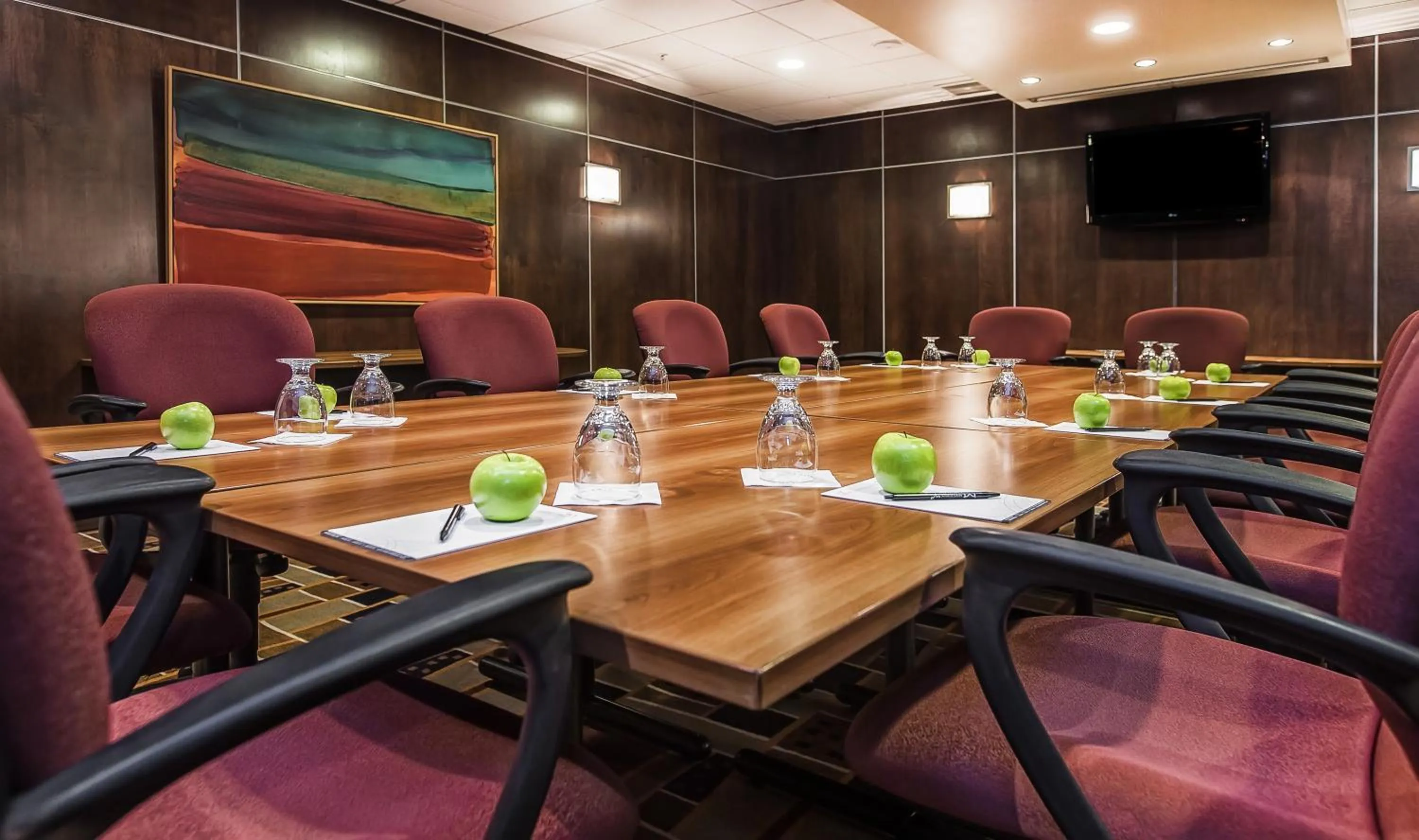 Meeting/conference room in Metterra Hotel on Whyte